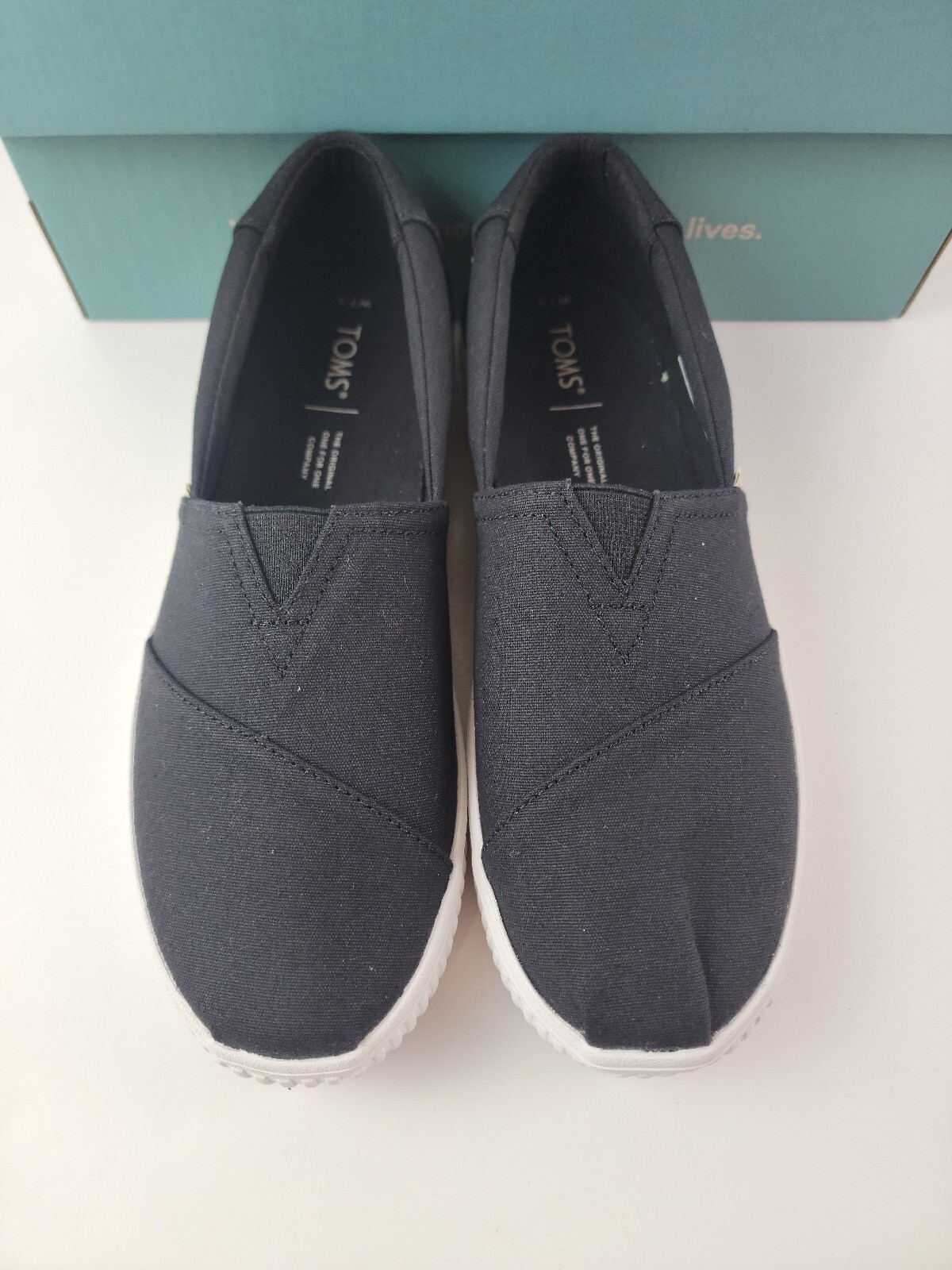 Toms Women 7.5 Alpargata Platform Canvas Slip On Shoes Black White