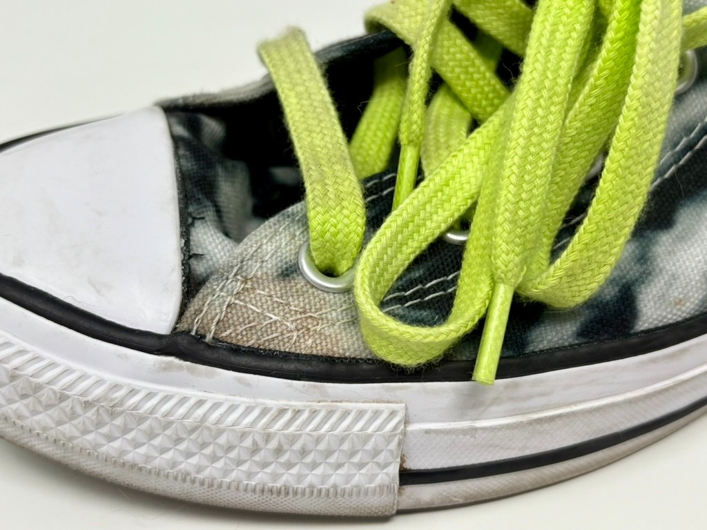 Tie Dye Converse Chuck Taylor All Star High Tops w/ Neon Green Laces Size 8