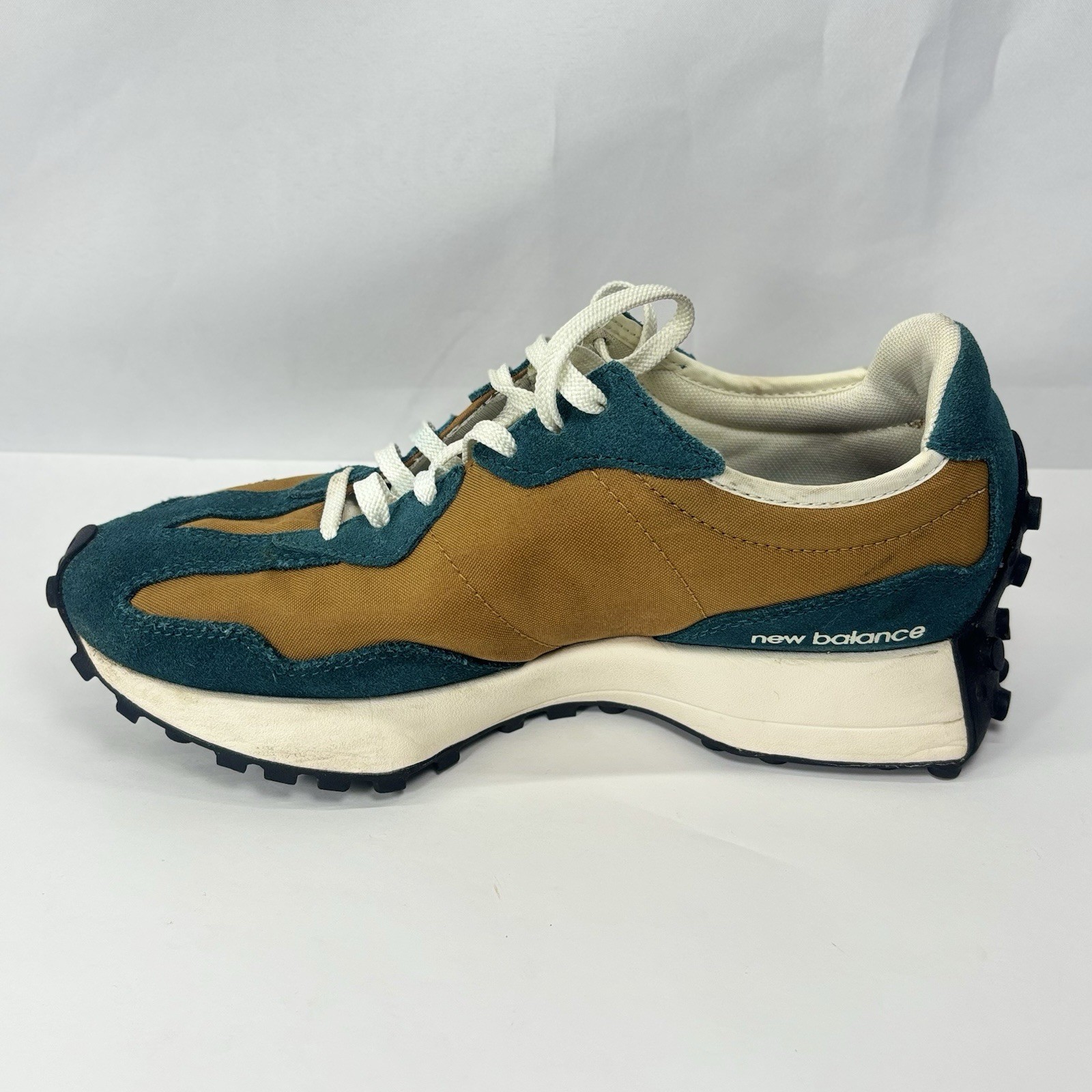 New Balance 327 Womens Sz 8 Comfort Lifestyle Sneaker Mountain Teal Workwear