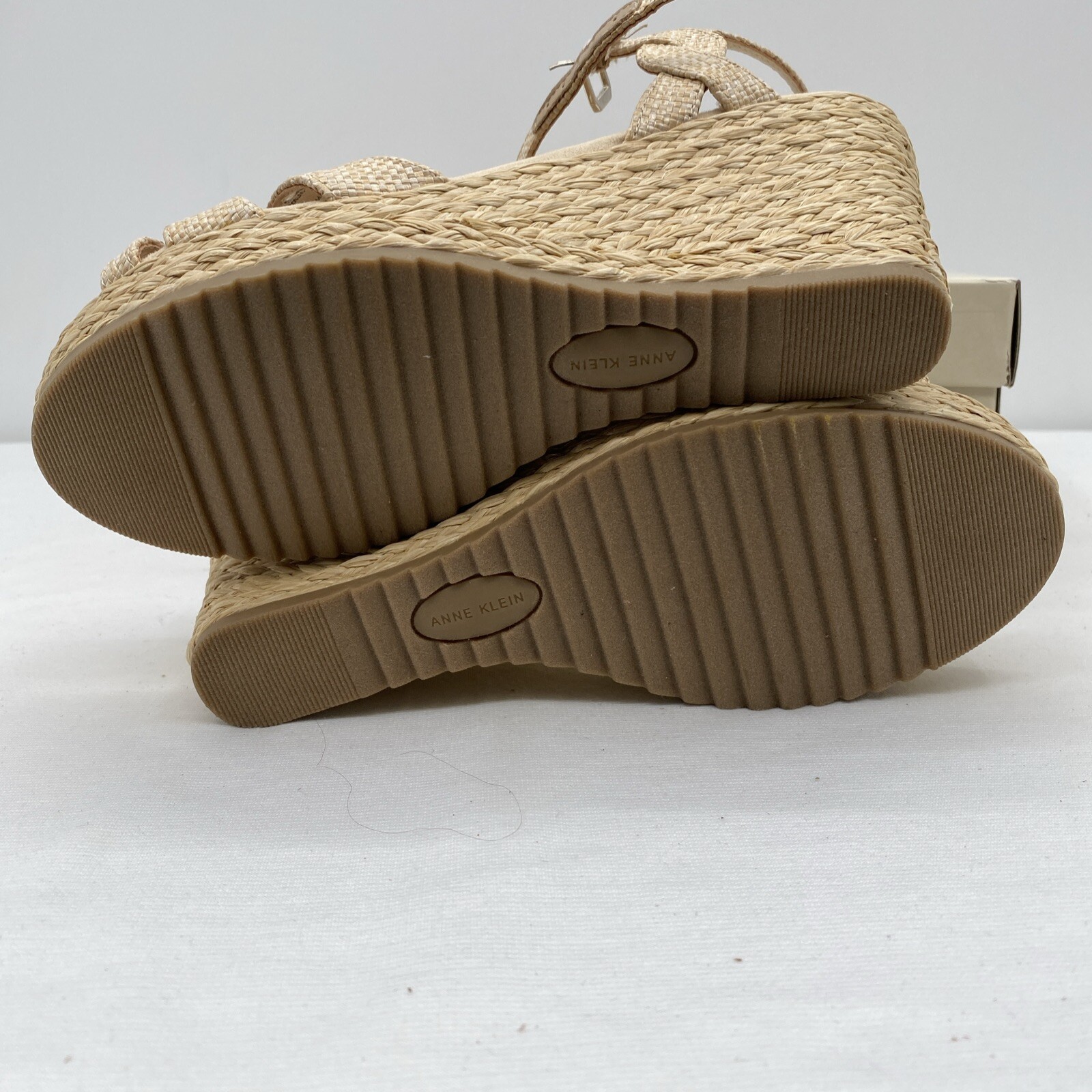 Anne Klein Womens Waves Beige Raffia Wedge Sandals 8 Medium (B,M)