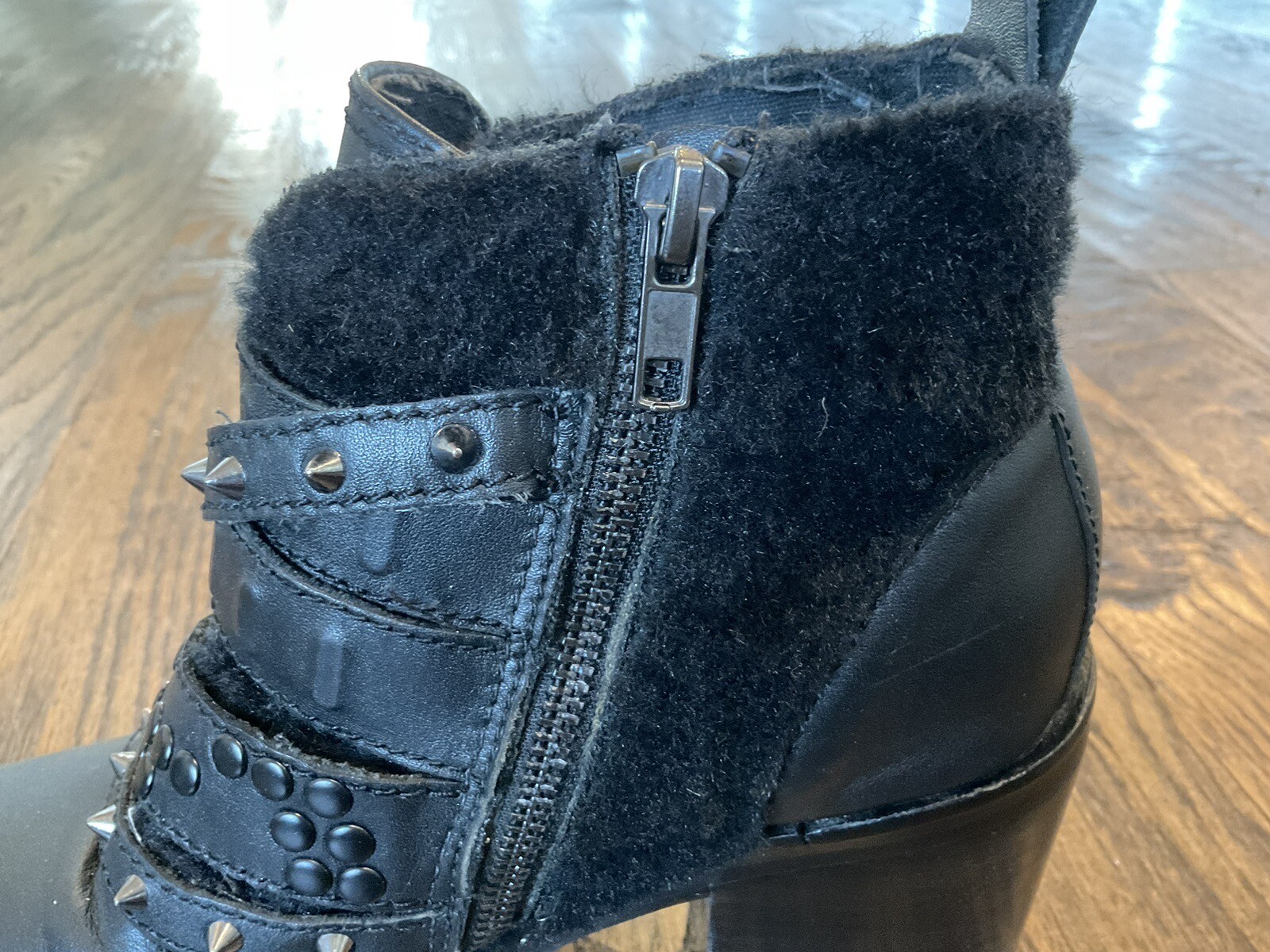 Kelsi Dagger Brooklyn Black Studded 3″ BlockHeel Ankle Boots Women’s US Size 6.5