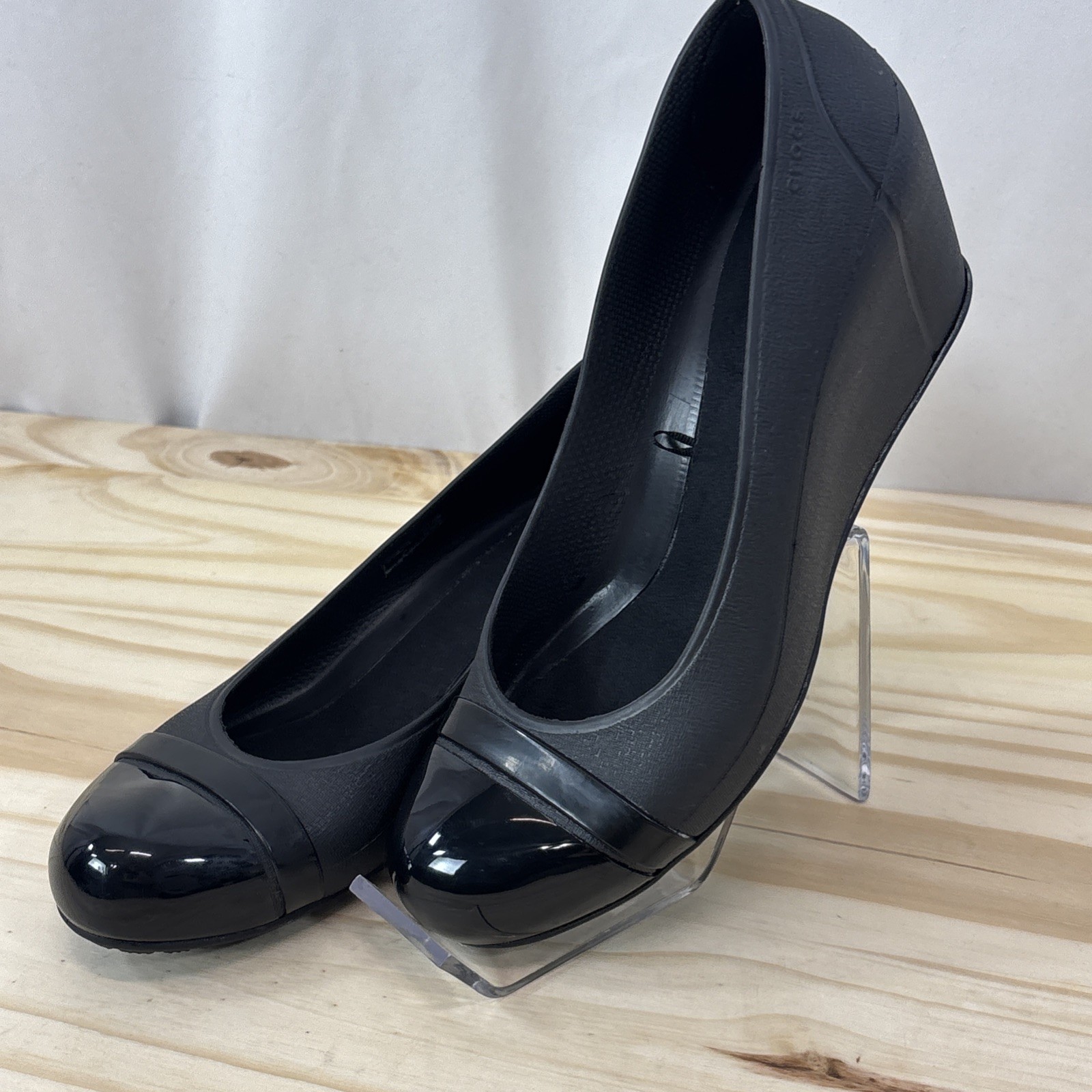 Crocs Wedge Heels Black Croslite Patent Cap Toe Detail Comfort Shoes Womens 8