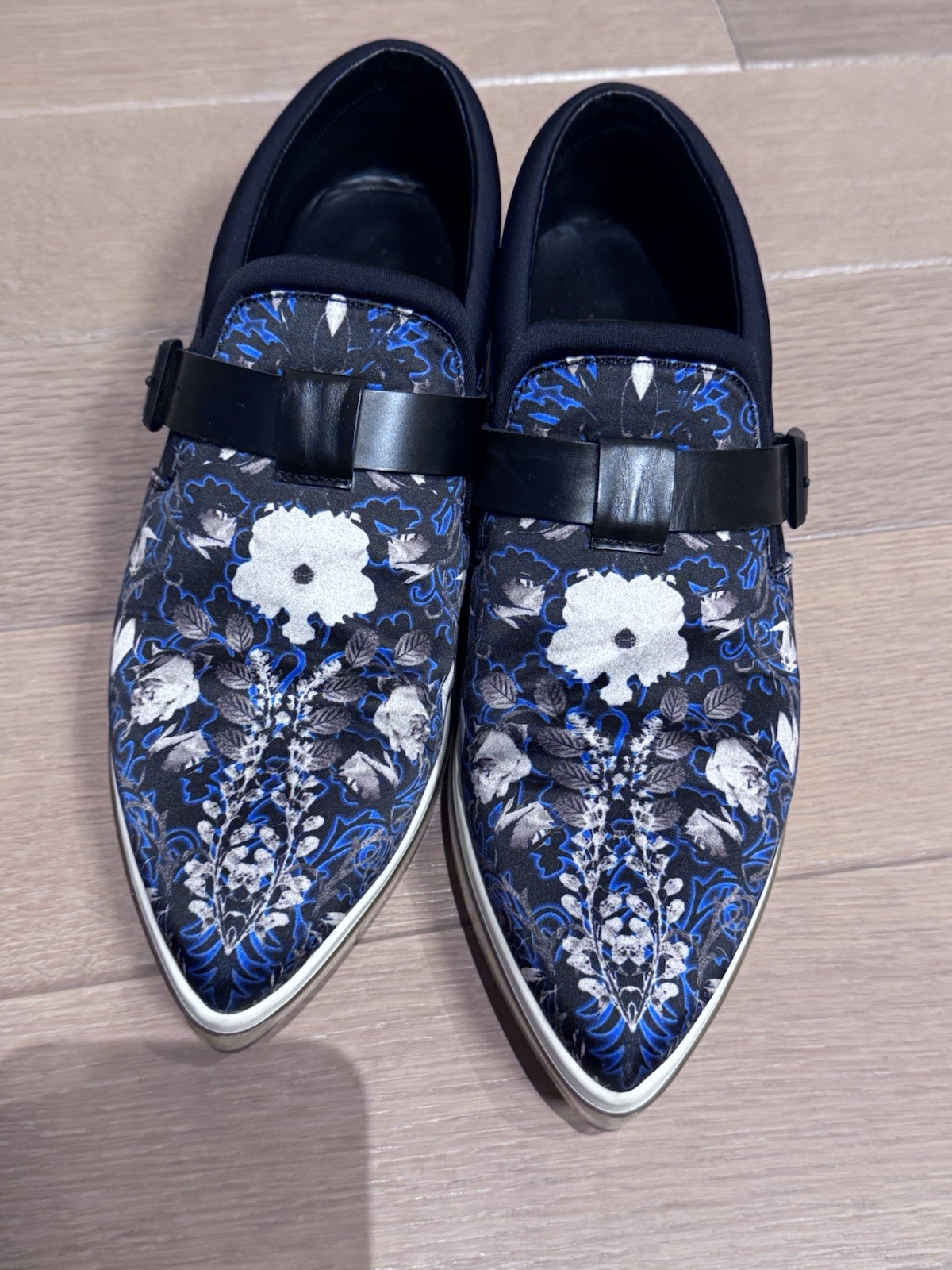 Jimmy Choo Women’s Floral Slip On Sneakers Blue Black White EU 37 Luxury Shoes