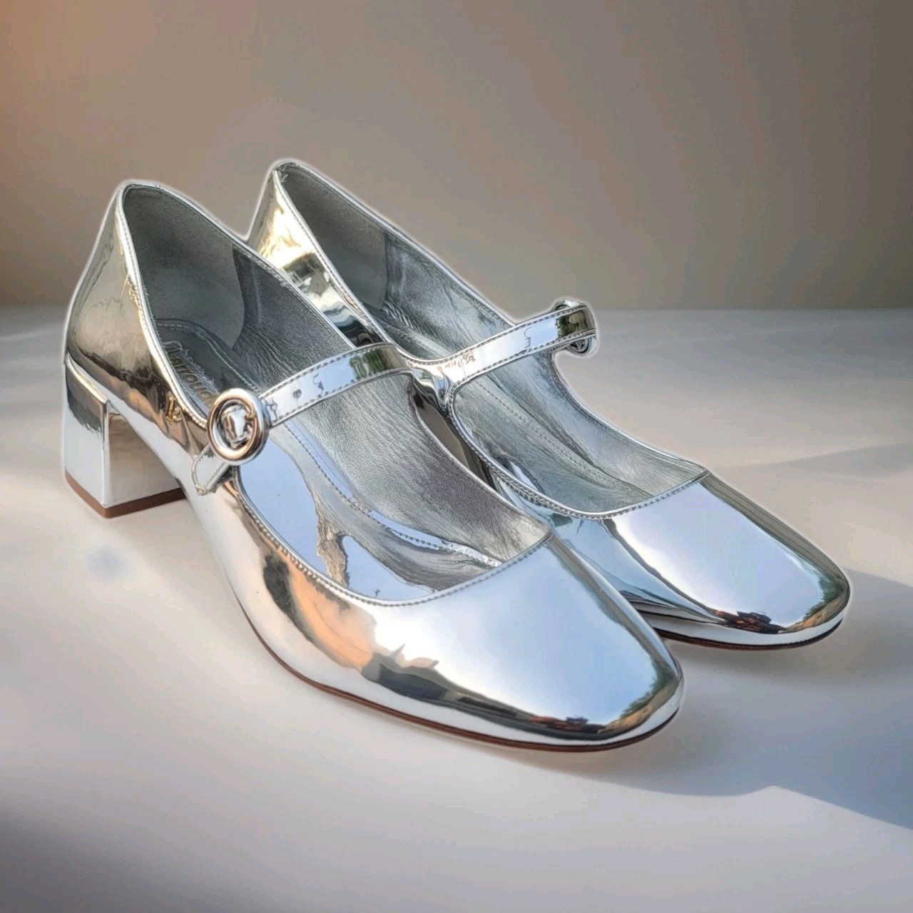 ​Larroude Blair Mary Jane Silver Specchio Leather Block Heel Pump Shoes Womens 9