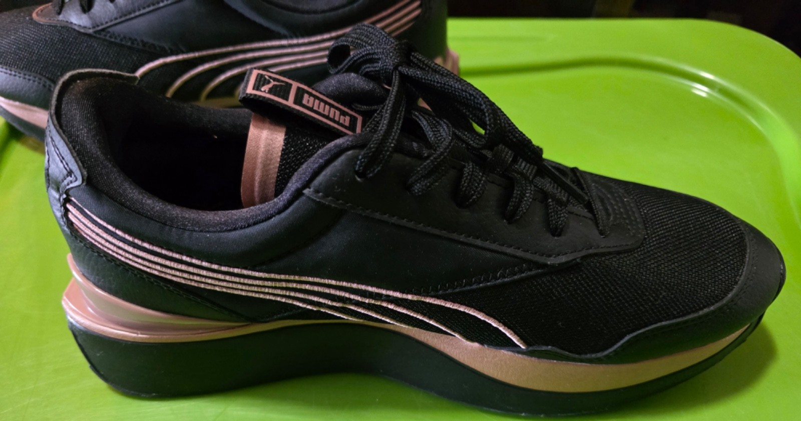 PUMA Women’s Cruise Rider Metallic Sneakers Size 10- Color: Black/Rose Gold