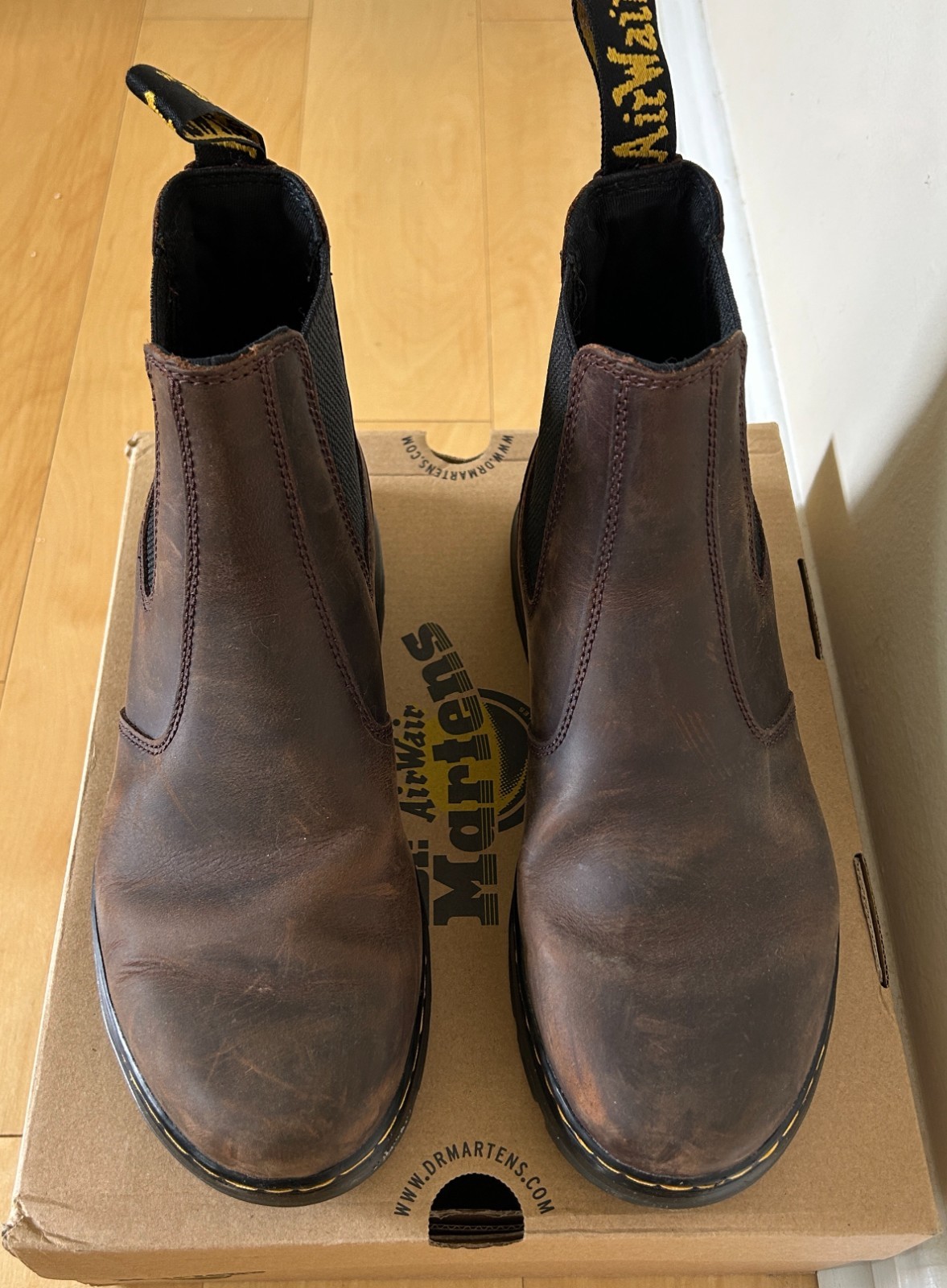 Dr. Martens Embury – Dark Brown Suede Boots – Women US size 10 – Barely worn