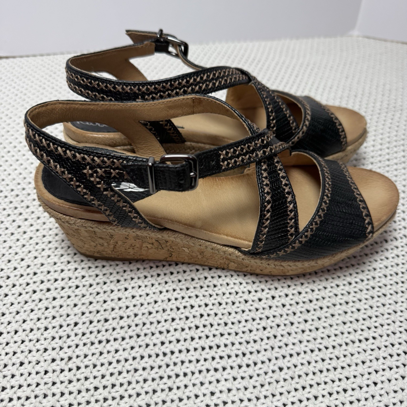 NURTURE Women 6.5 LILITHE Cork Wedge Sandals Heel Black Leather Stitch Platform