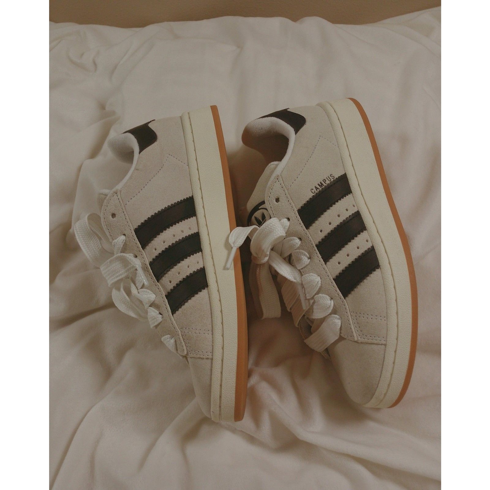 Adidas Campus 00s Crystal White Core Black Suede Sneakers Women’s 7.5 GY0042