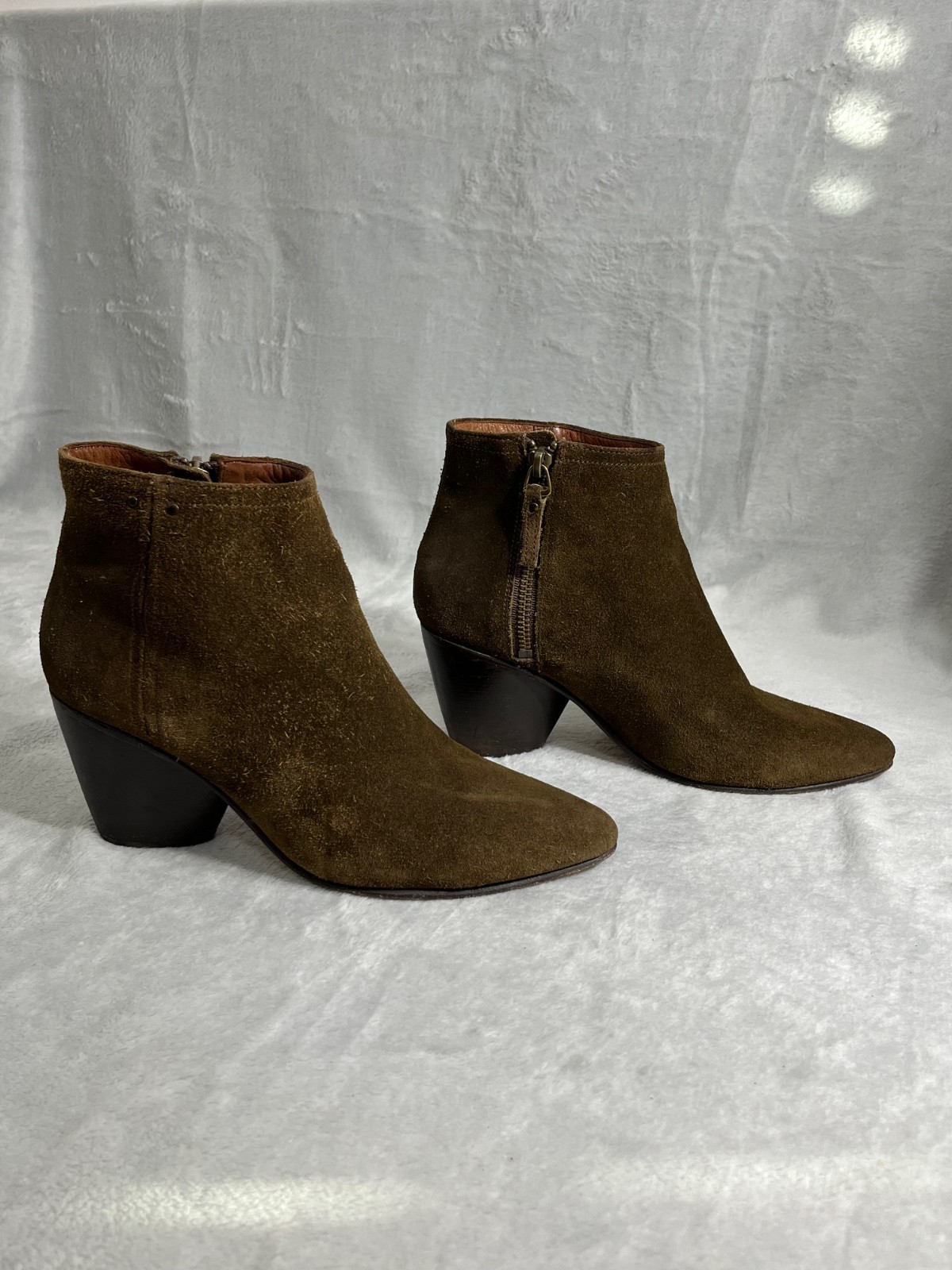 Ariat Two24 Moss Green Suede Ankle Boots Western Heel Women’s 8B Made Mexico