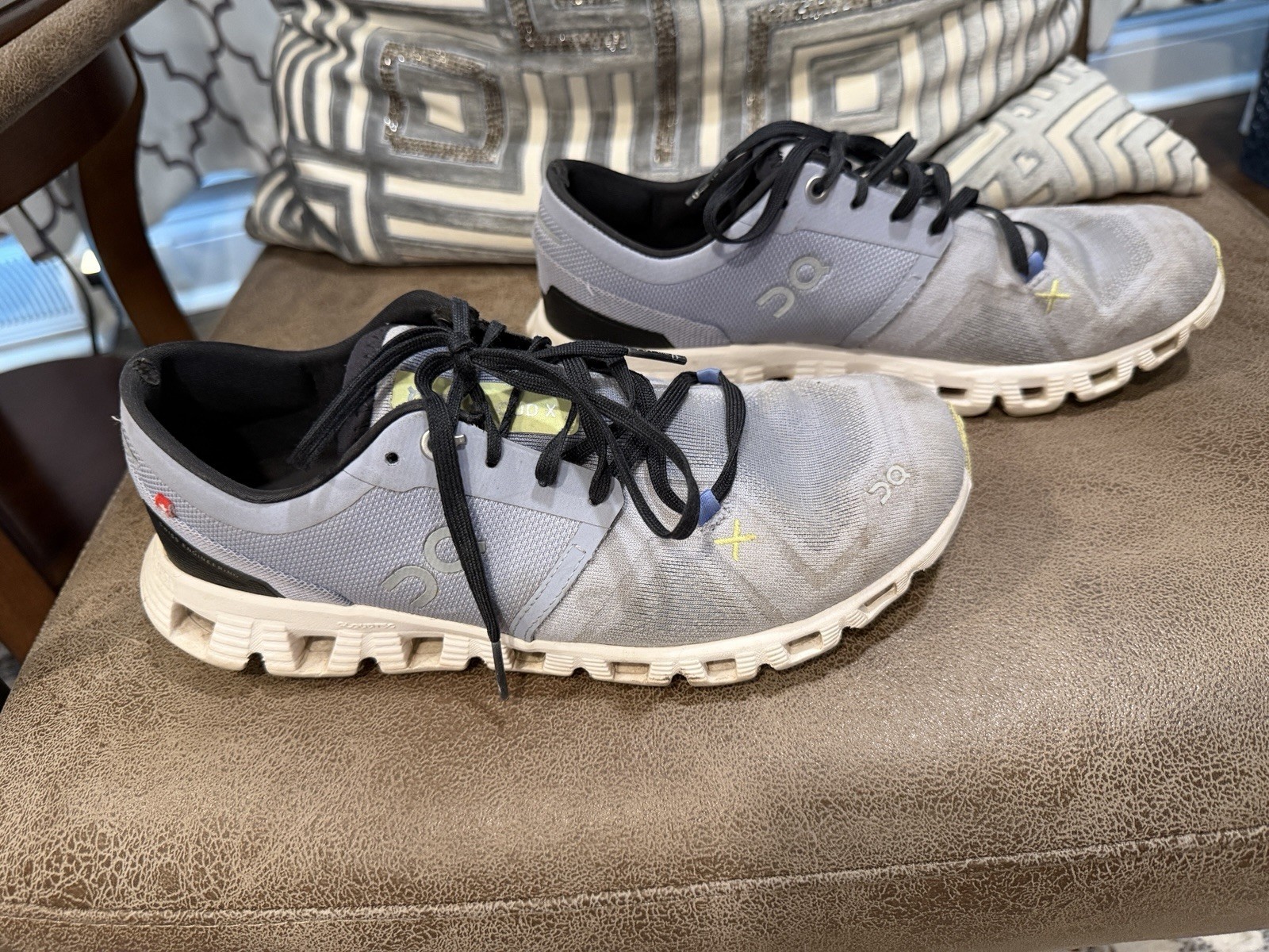 Women’s On Cloud Sneakers 7.5
