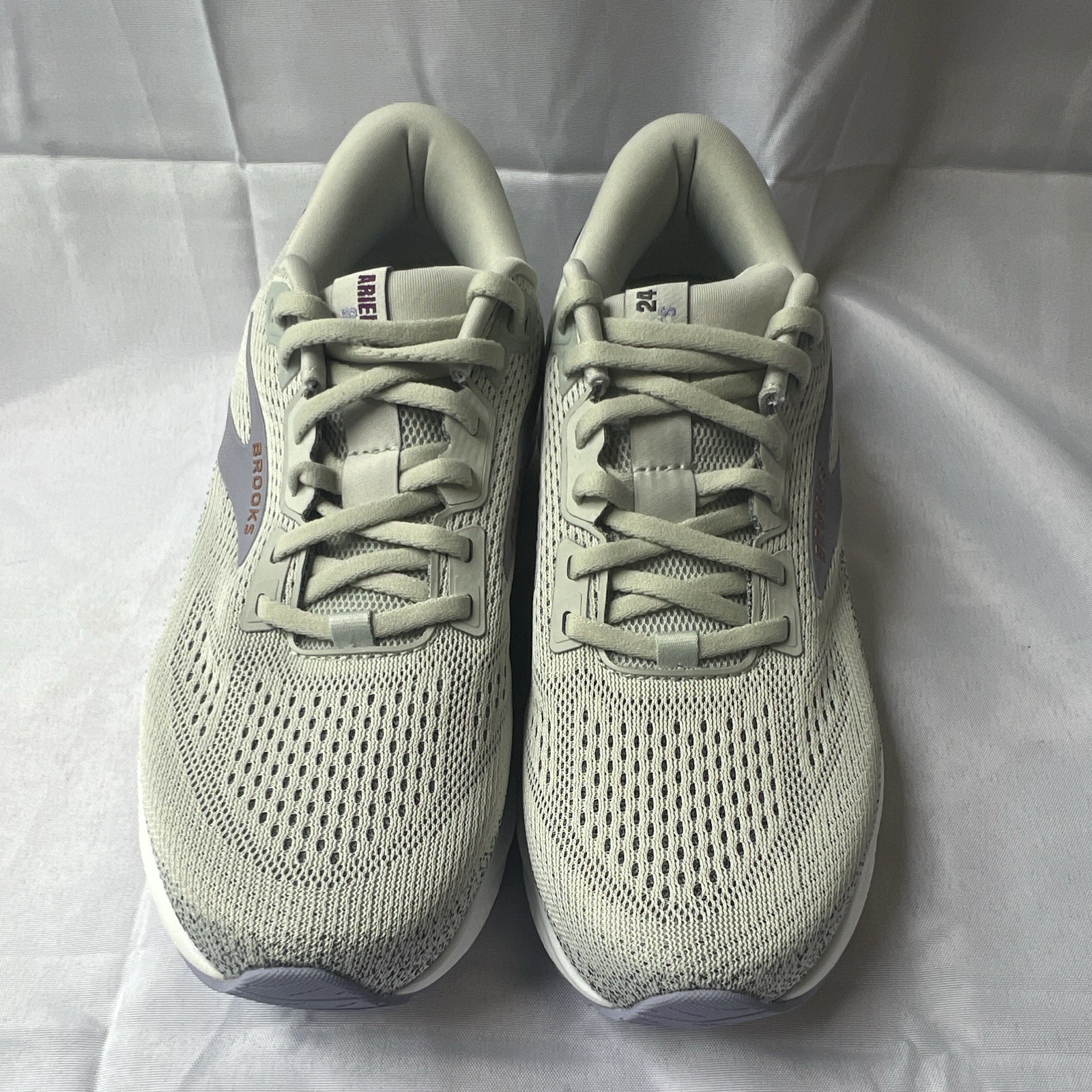 Brooks Ariel GTS 24 Mercury Ebony Lace Up Mesh Low Top Sneakers Women 9.5 med