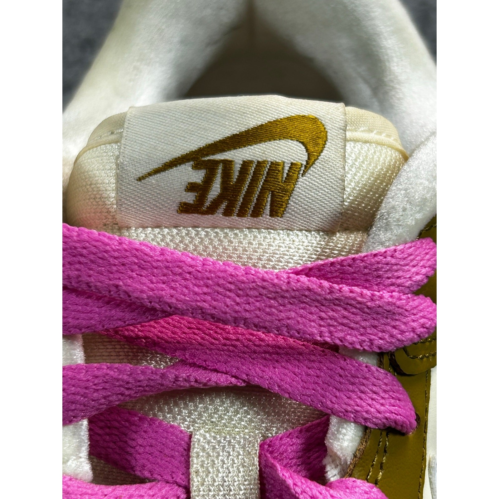 Nike Dunk Low SE Just Do It Bronzine Pink Women 8.5 Men 7 FD8683-700 Box