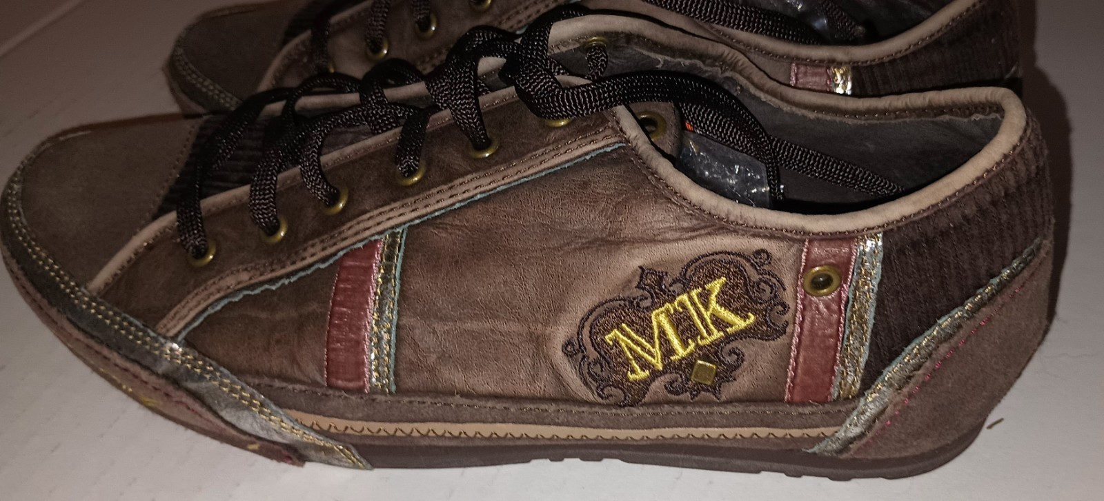 Michelle K Womens Sport Brown Lace Up Athletic Shoes Size 7.5 Leather Comfort