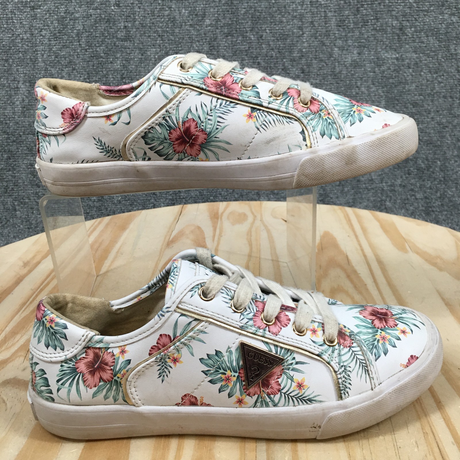 GUESS Shoes Womens 5.5 M Comly Floral Lace Up Sneakers White Multicolor Low Top