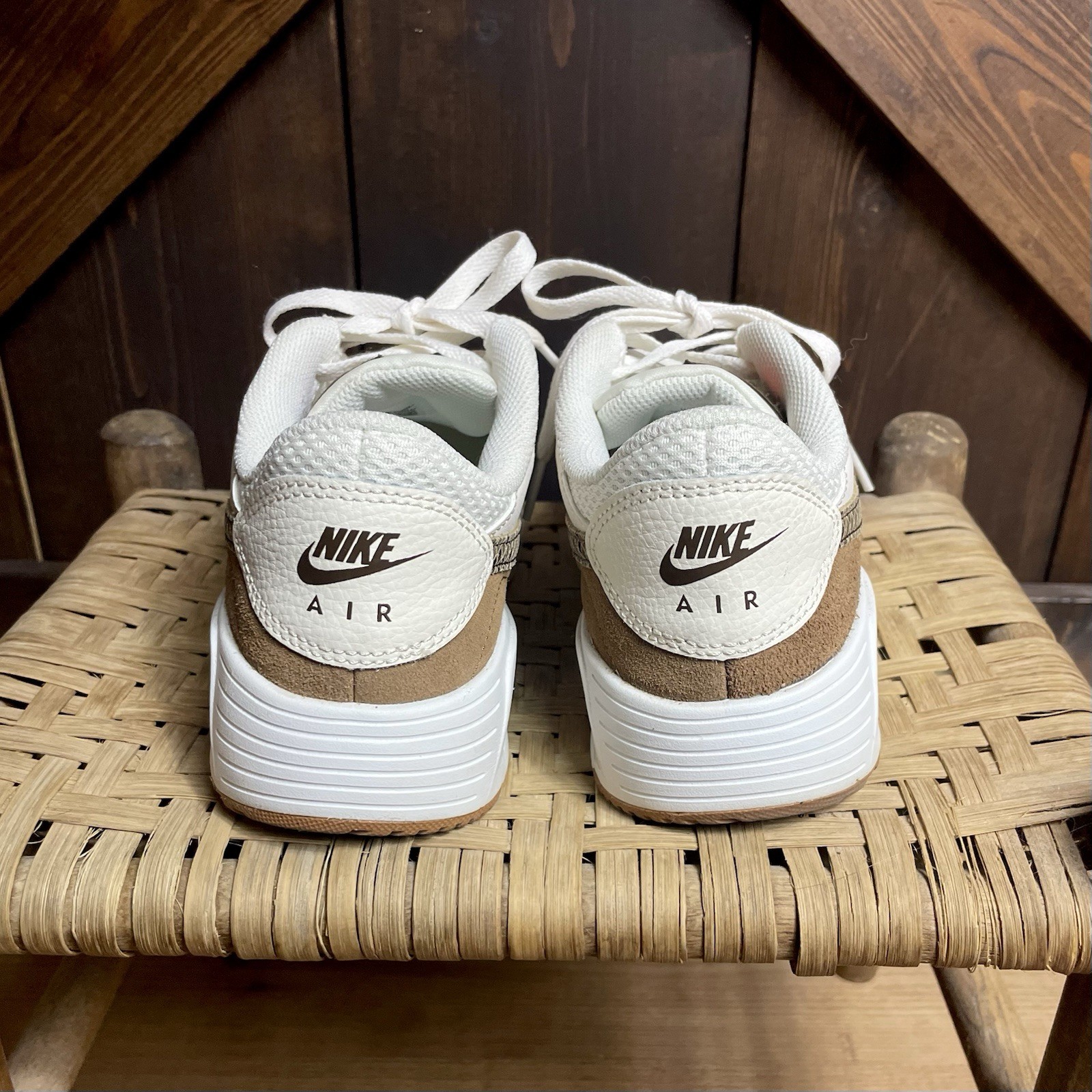 Nike Women’s Air Max SC SE Pale Ivory Summit White Snakeskin Sneakers Size 8