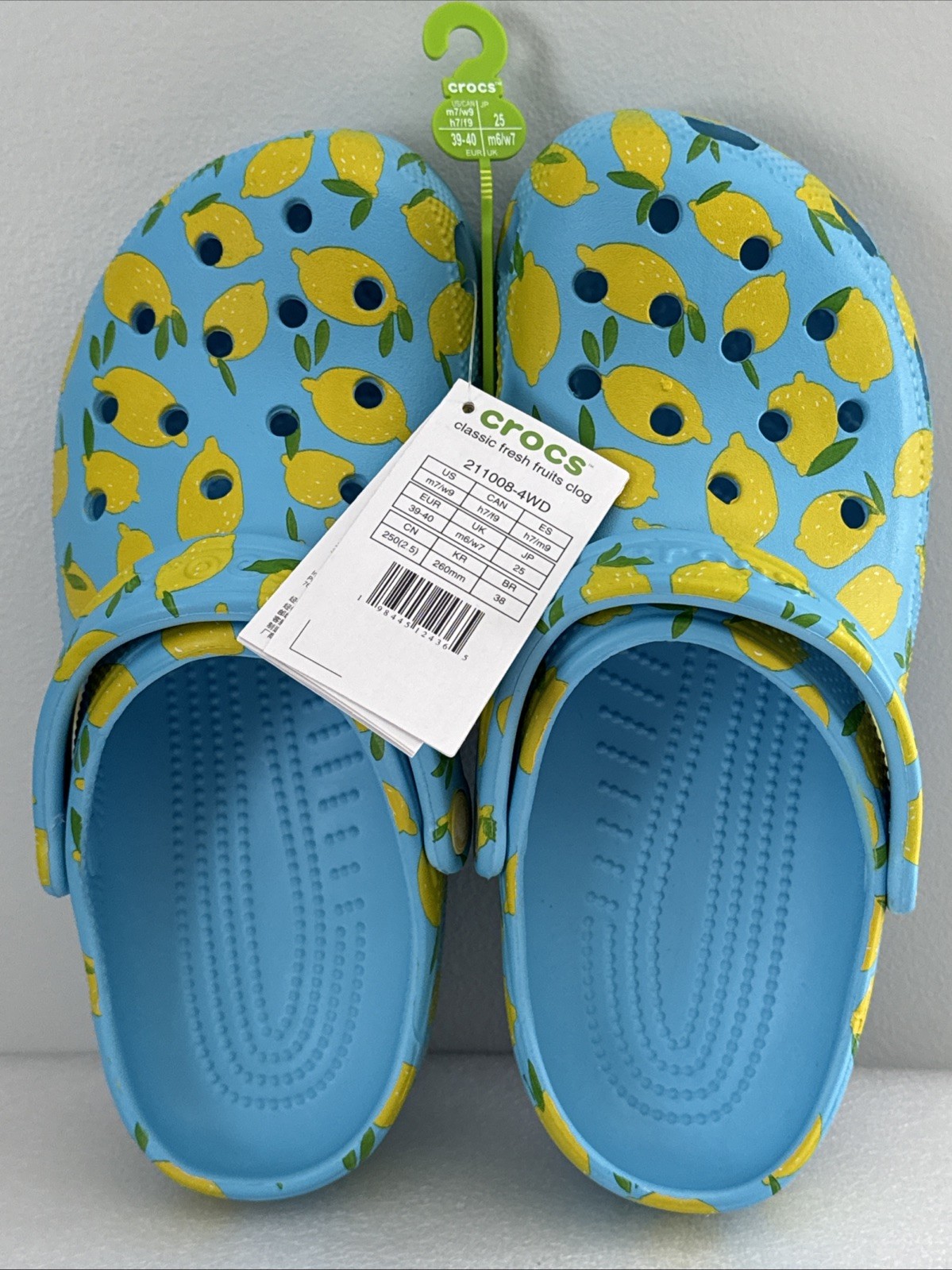 Crocs Classic Fresh Fruits Clog Lemons Womens 9 Blue / Yellow / Tinted Glass
