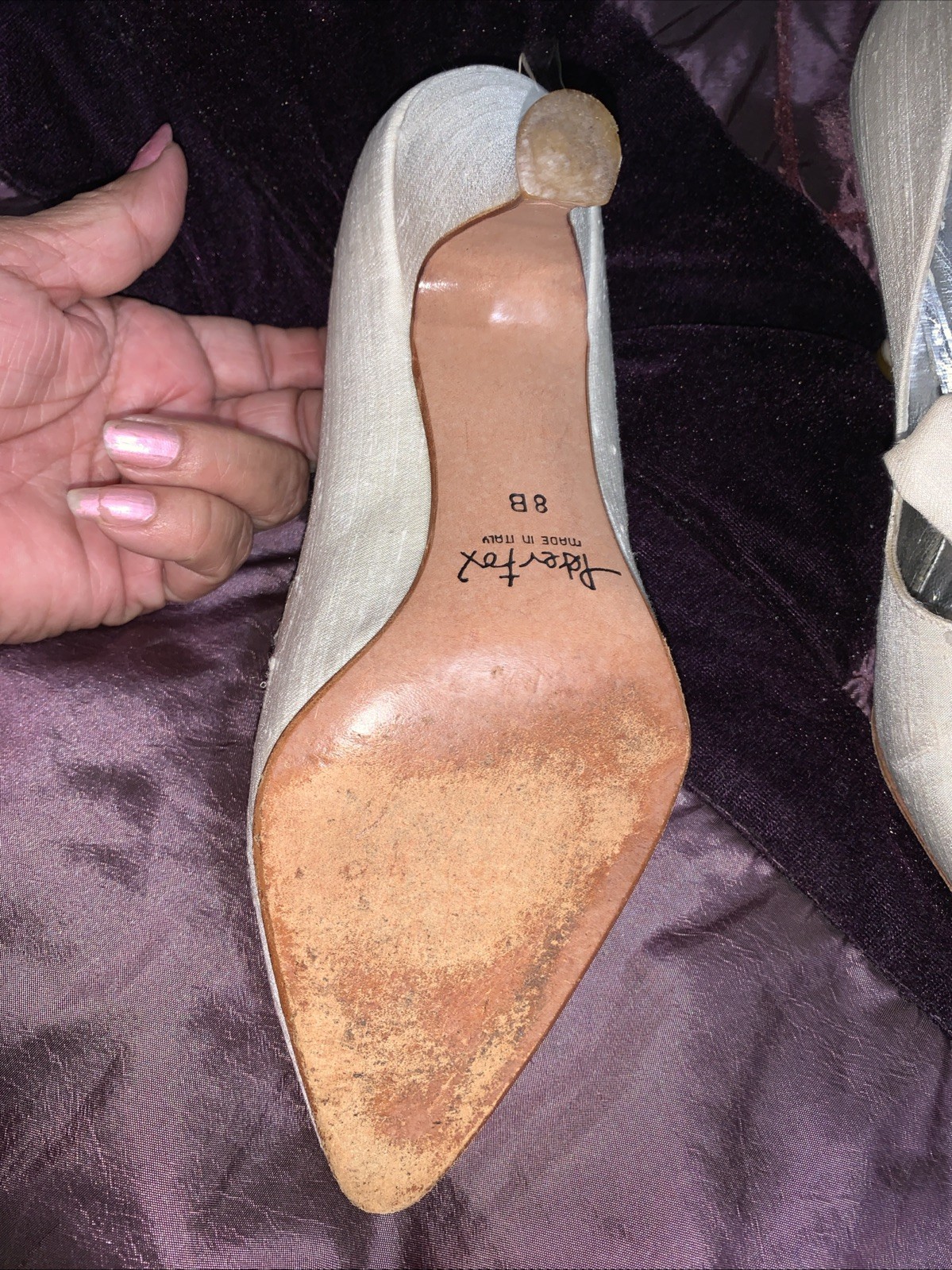 Peter Fox Women’s Heels Pumps ivory 8B silk satin dyeable vtg inspired