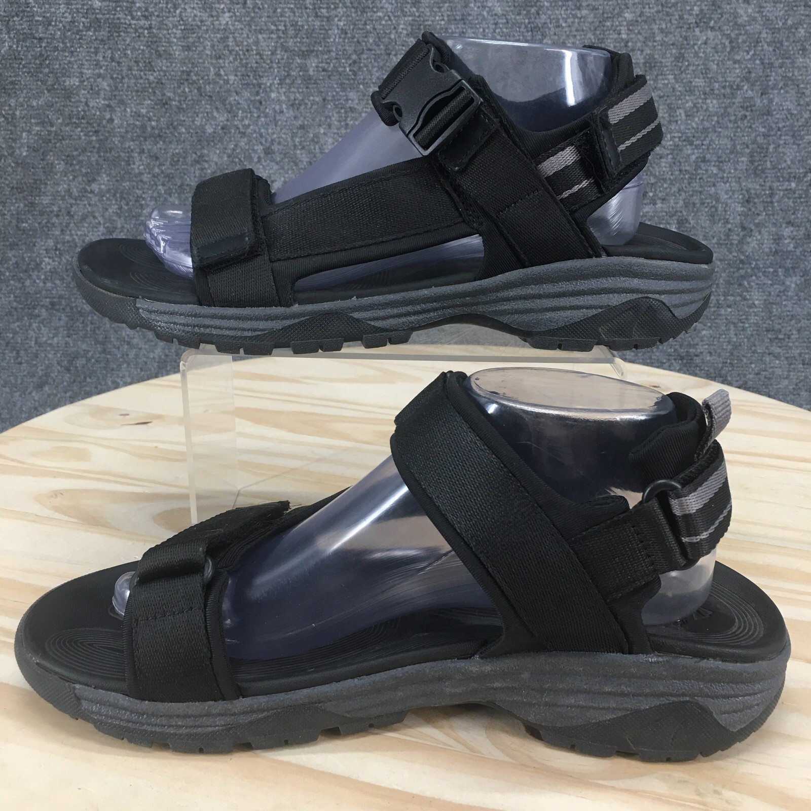 Ozark Trail Sandals Womens 9 Strappy Black Open Toe Hook And Loop Buckled Casual