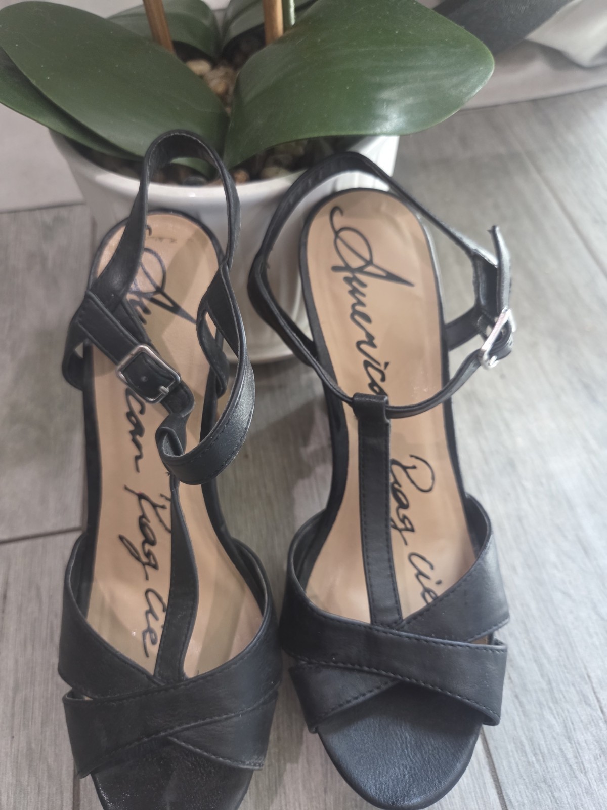 American Rag Women’s Black Synthetic Strappy Open Toe Ankle Strap Buckle 8.5