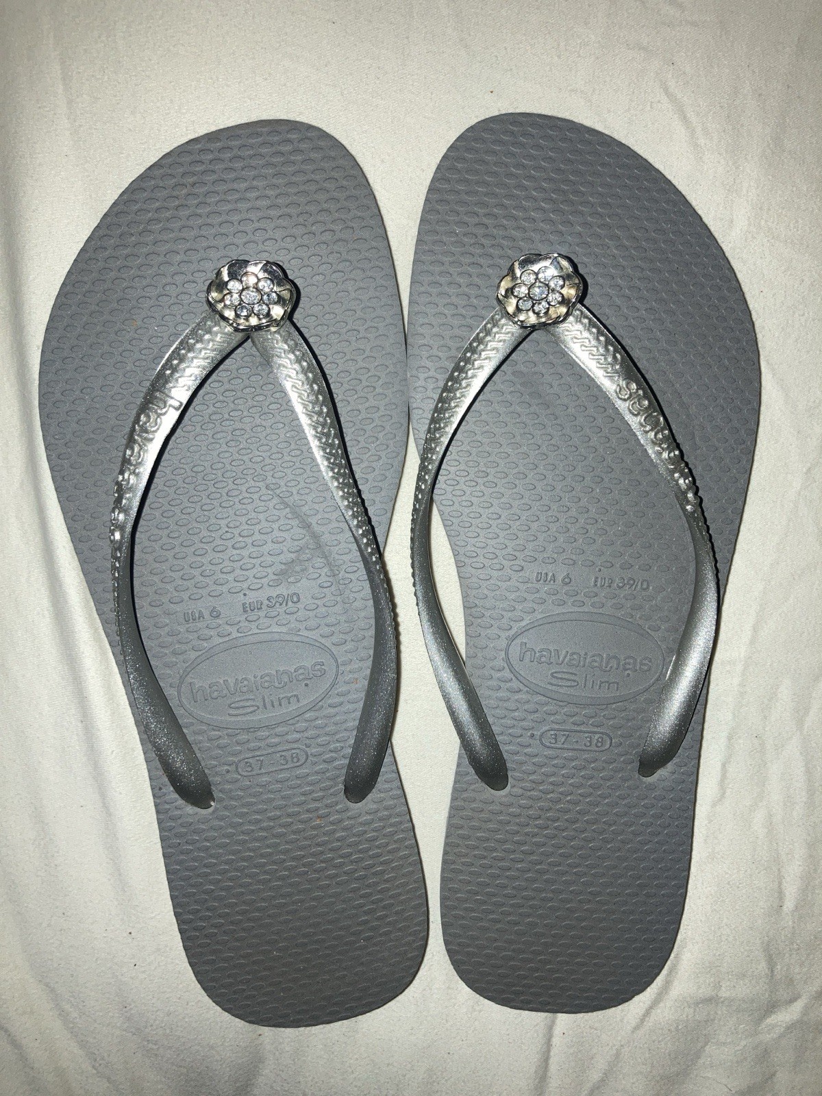 Havaianas Slim Flip Flops Women with Flower Crystal and Personalized Charm