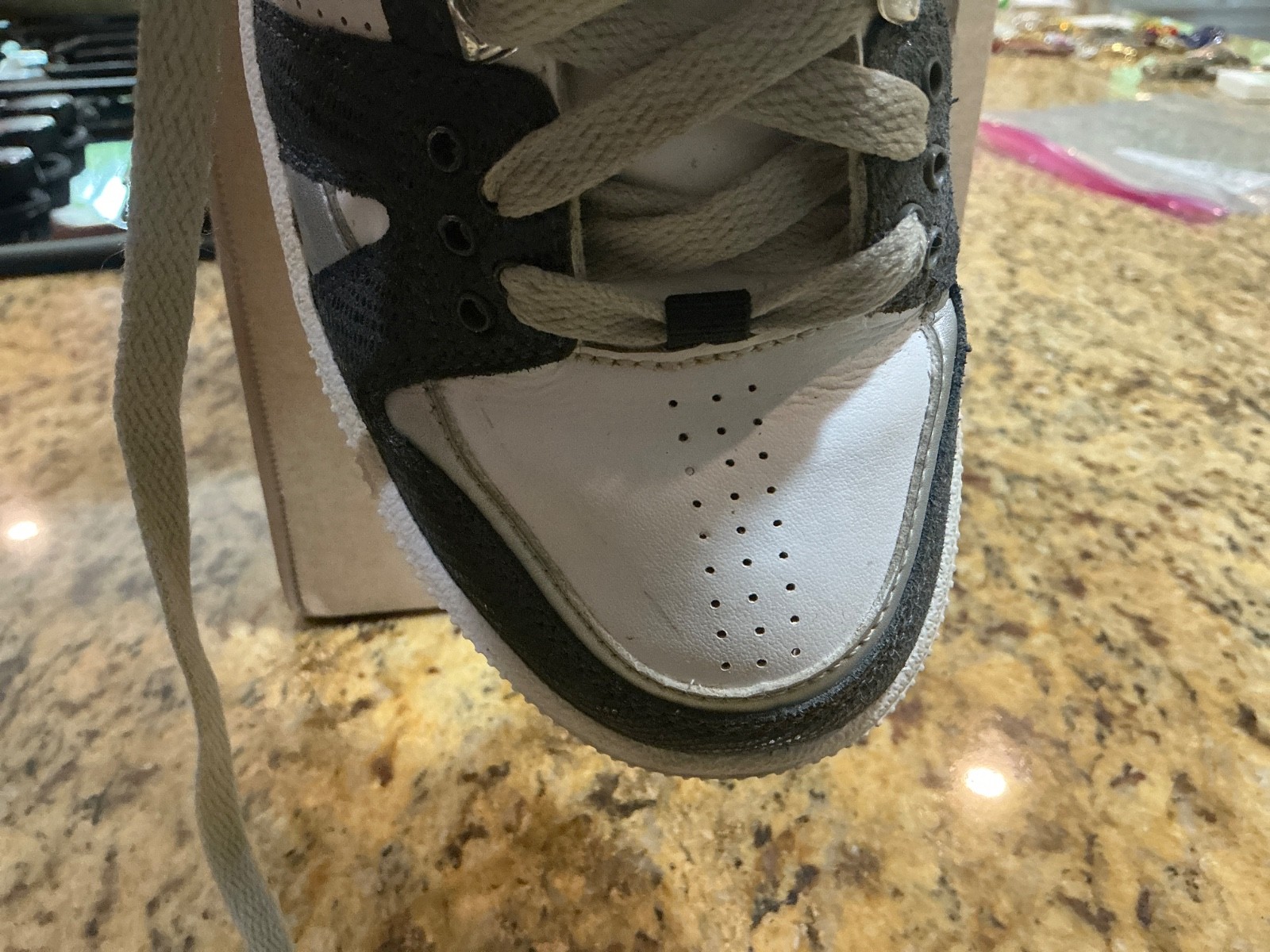 Vintage Nike Court Force Low 316587-101 Women’s Size 7 White Black Silver Sneake
