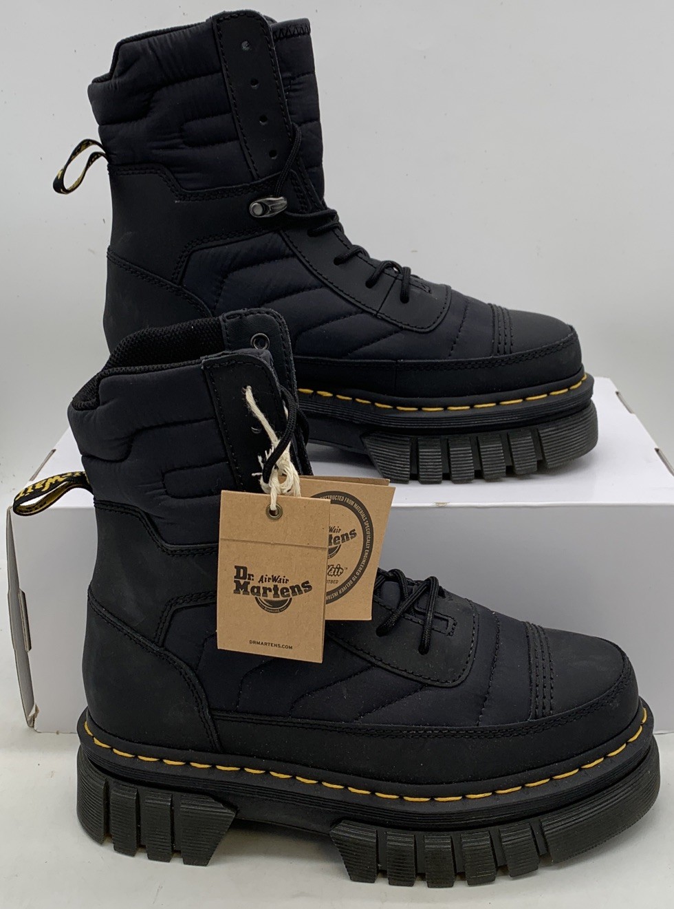 Dr. Martens Audrick Boot Padded Black Platform Elevate LA004 Womens Size 8