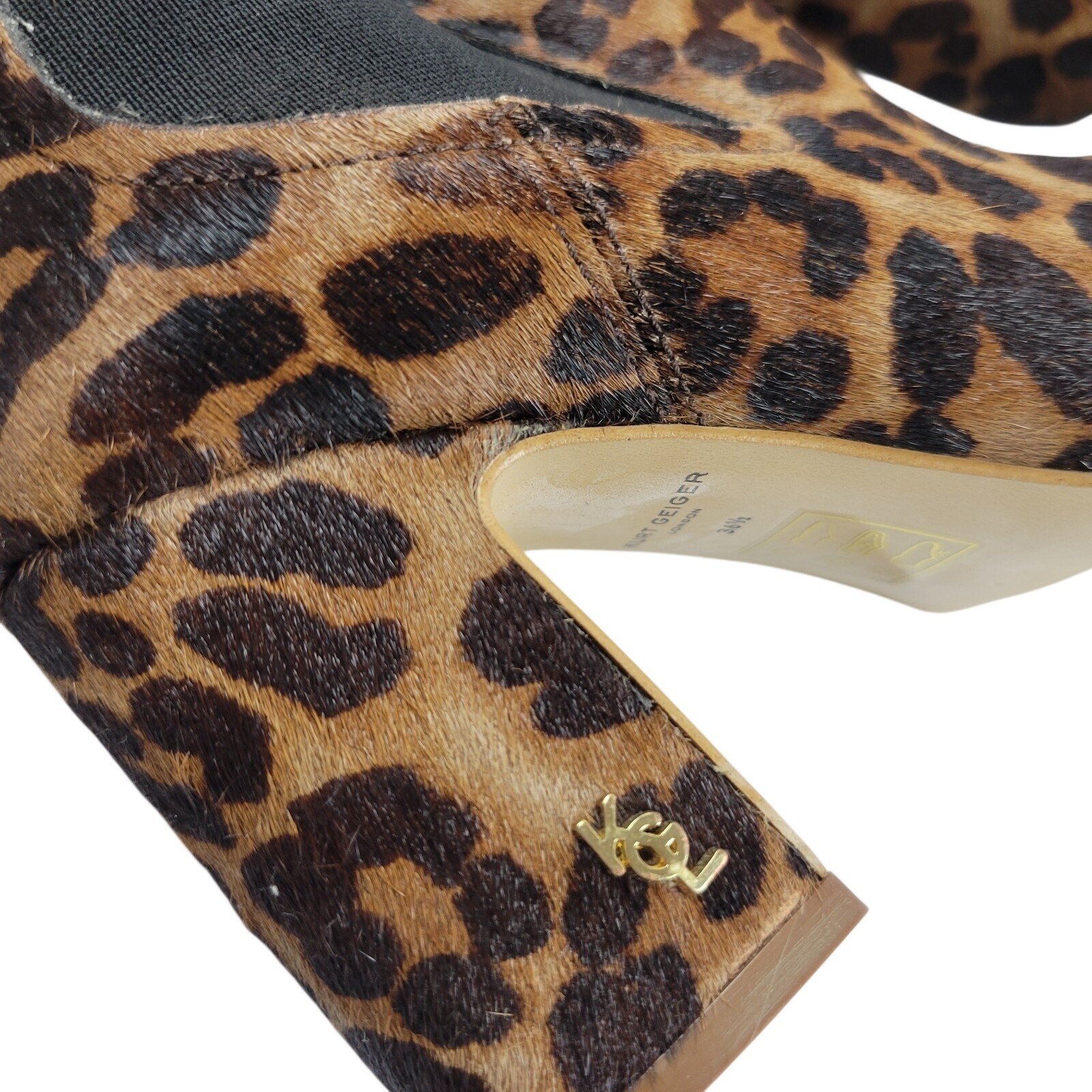 Chelsea Ankle Bootie Kurt Geiger Cheetah Leopard Heels 36.5 US 6 Designer Emblem