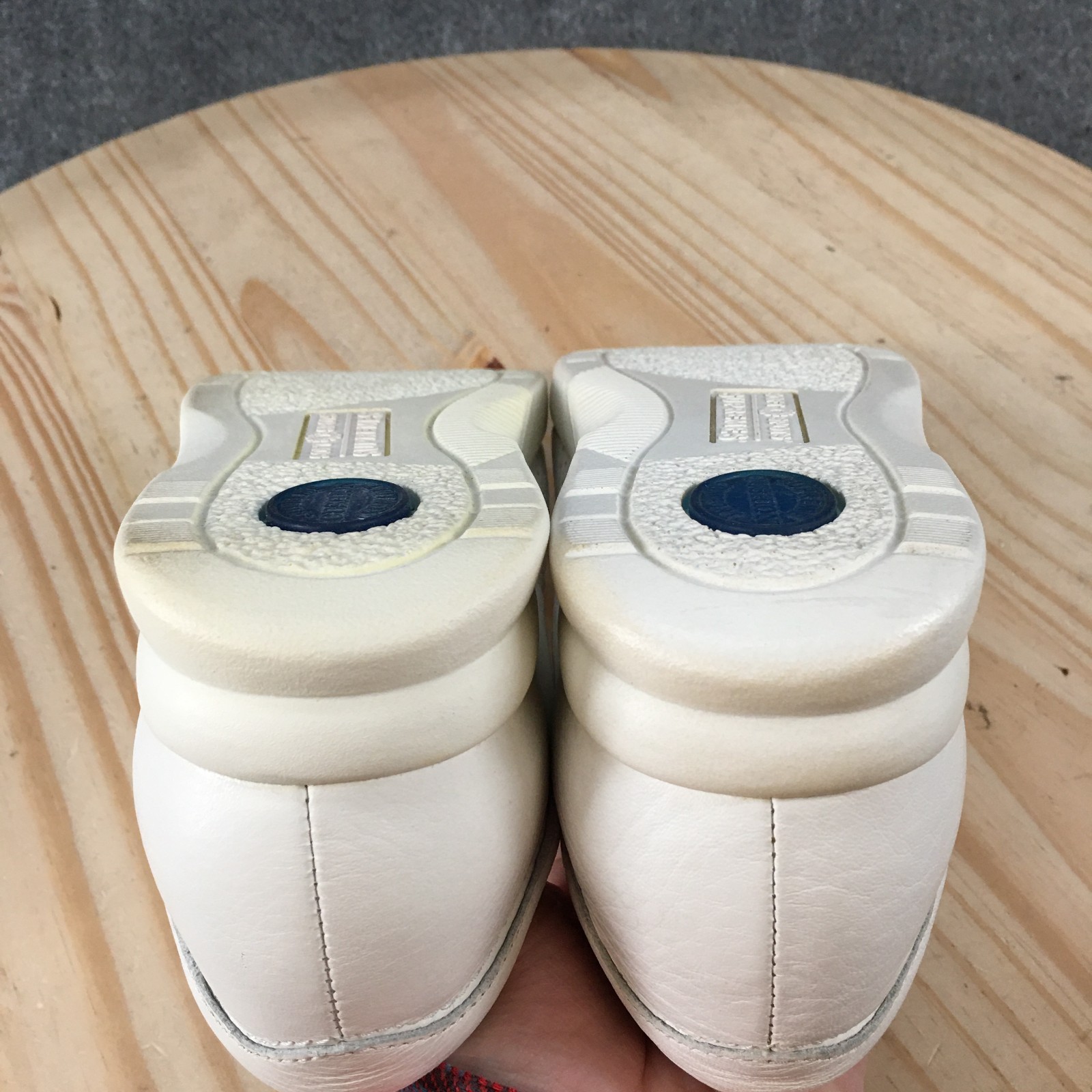 Supremes by Softspots Marathon Shoes Womens 7.5 M Sneakers 122404 Lace Up White