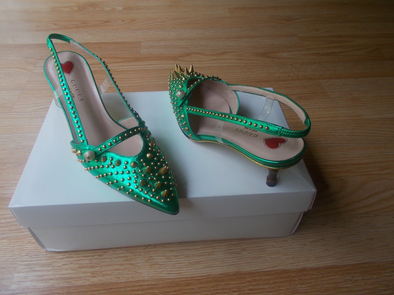 $1410 Gucci Unia Metallic Spike Studded Pearl Sandals Bamboo Heels 36 US 6 NEW