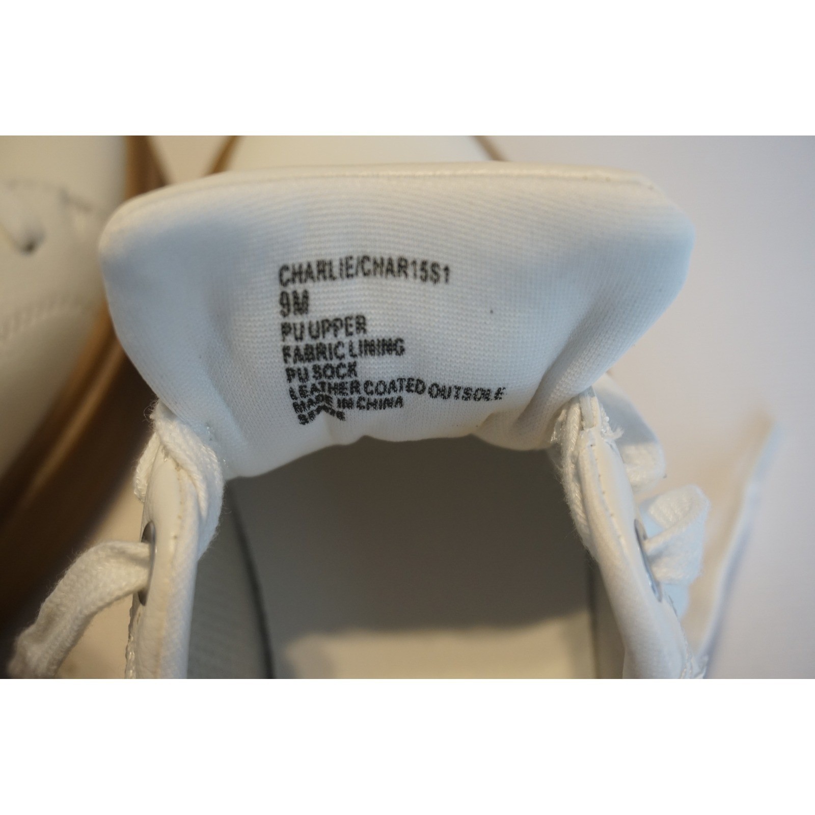 Steve Madden Charlie White Platform Sneakers Gum Sole Lace Up CHAR15S1 9M