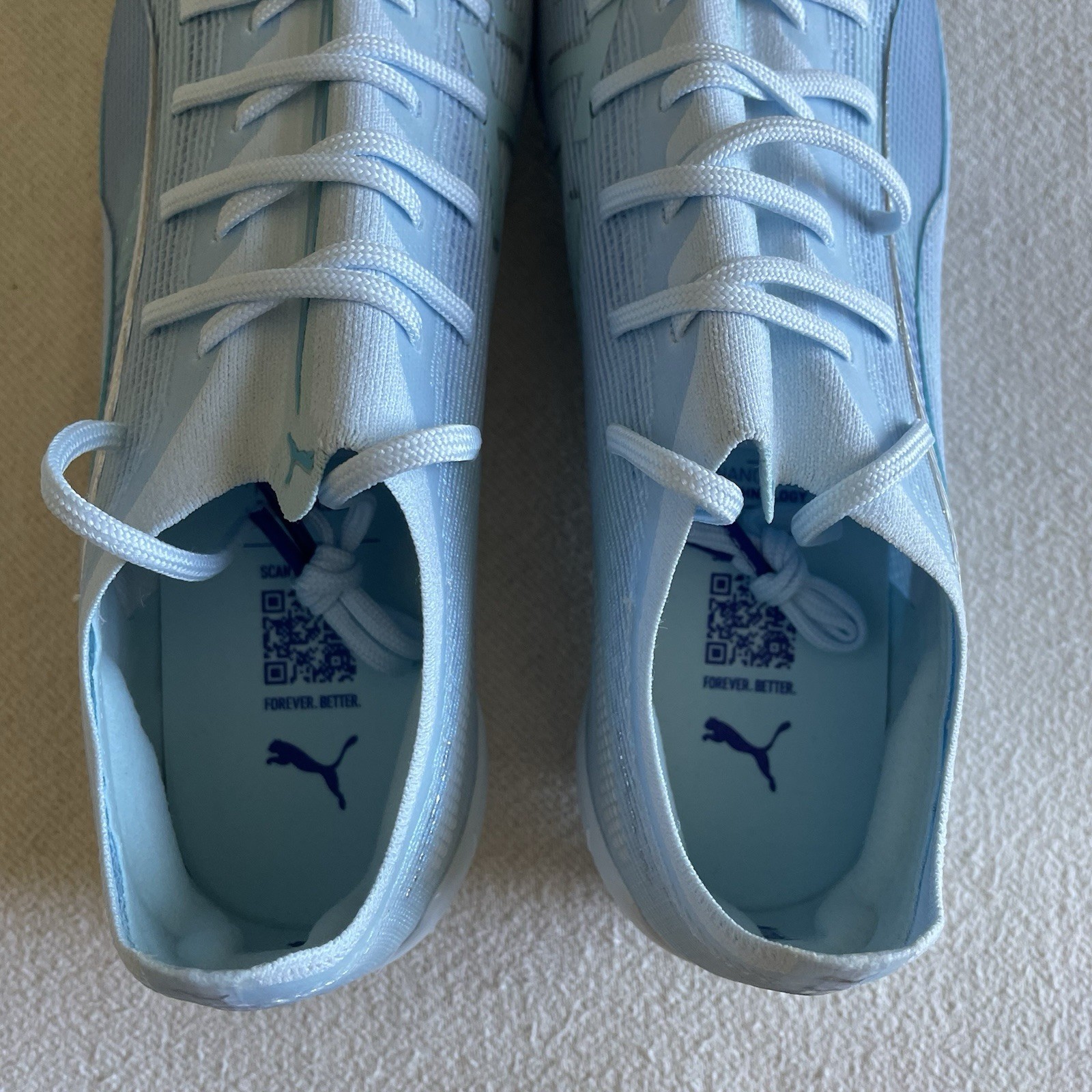 Puma Ultra 5 Ultimate Light Up FG Women Size 8 Soccer Cleat Icy Blue