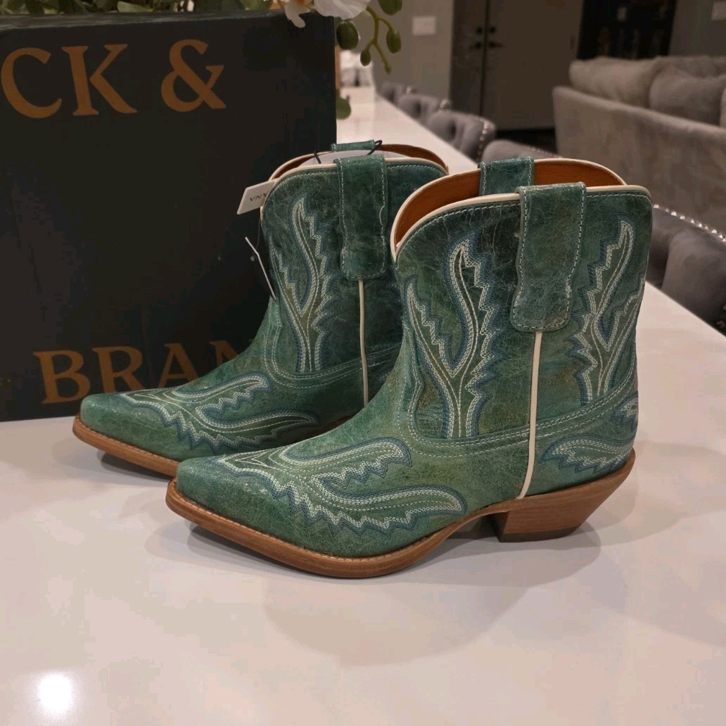 Buck & Brana Eleanor Western Boots – Turquoise Suede Leather – Women’s Size 8 –