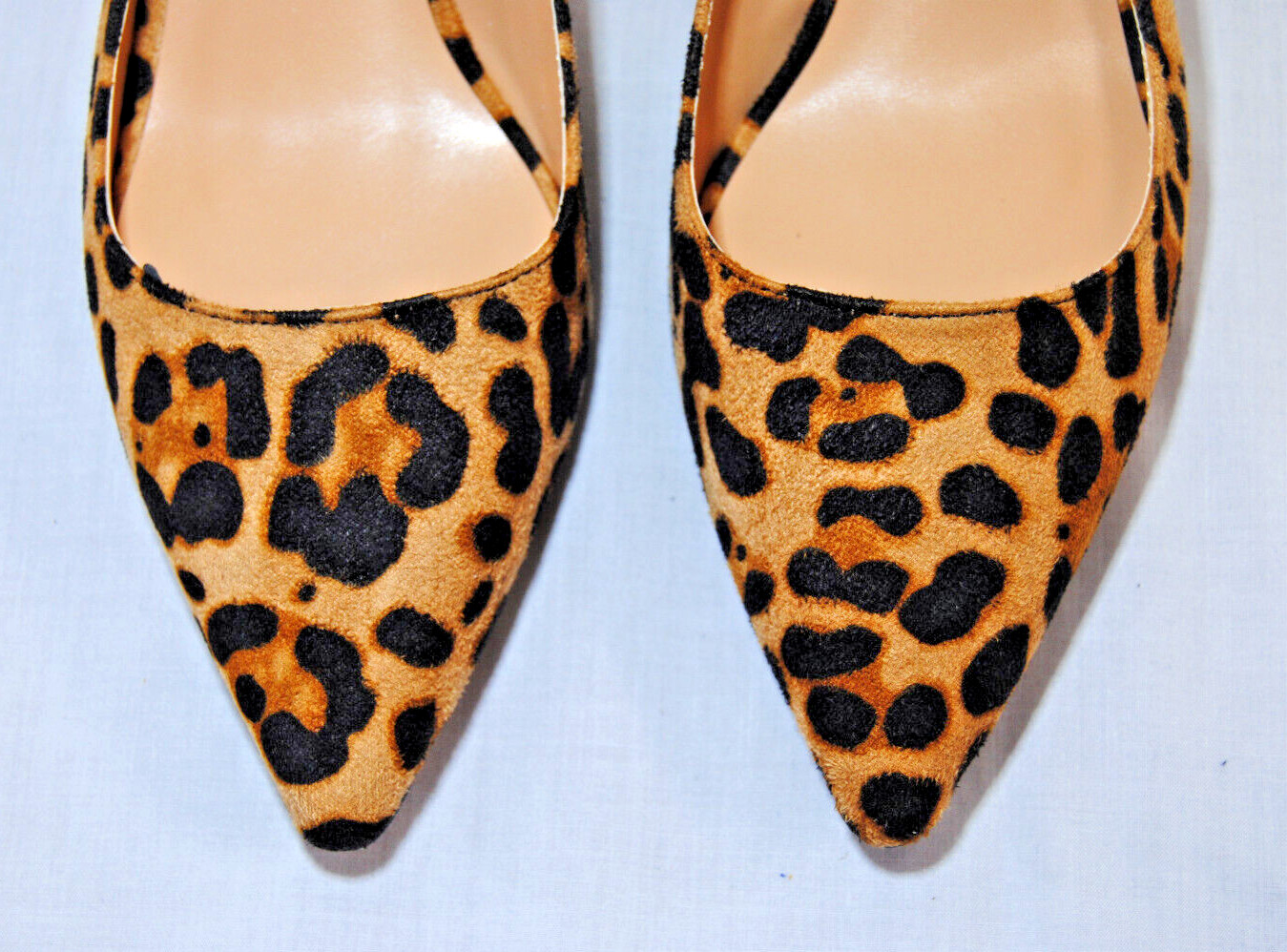Divanne Womens Leopard Print Pointed Toe Slingback Strap Kitten Heels New T2350