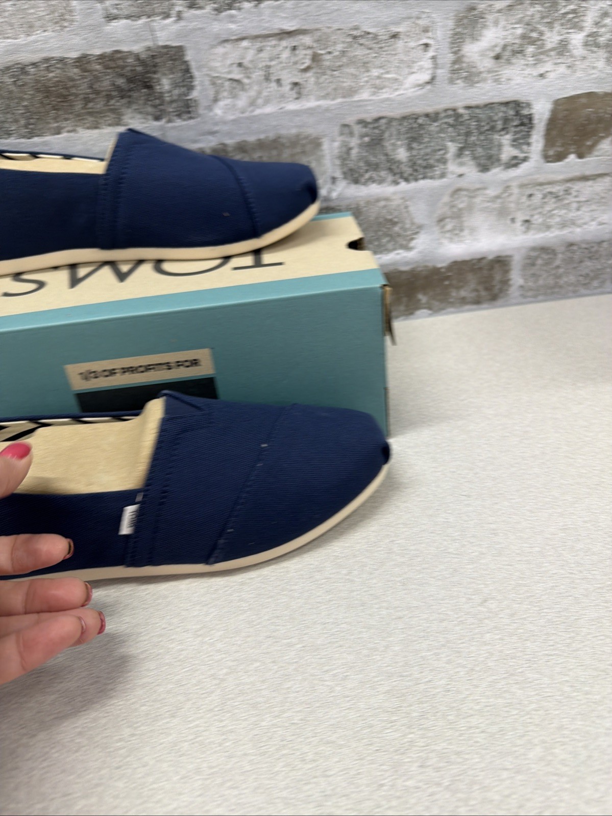 Tom’s Women Classic Flat Shoe Navy Loafers Canvas Size 7.5 Slip On Alpargata NWT