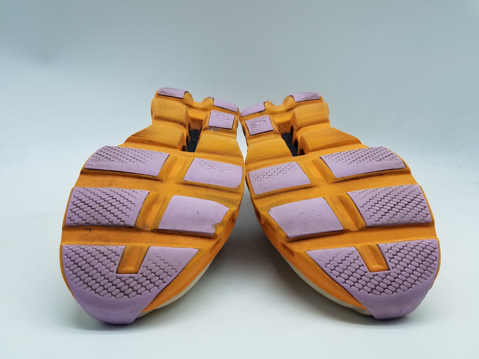 On Cloudmonster Swiss Engineering Women’s Size 11 Running Shoes *See description