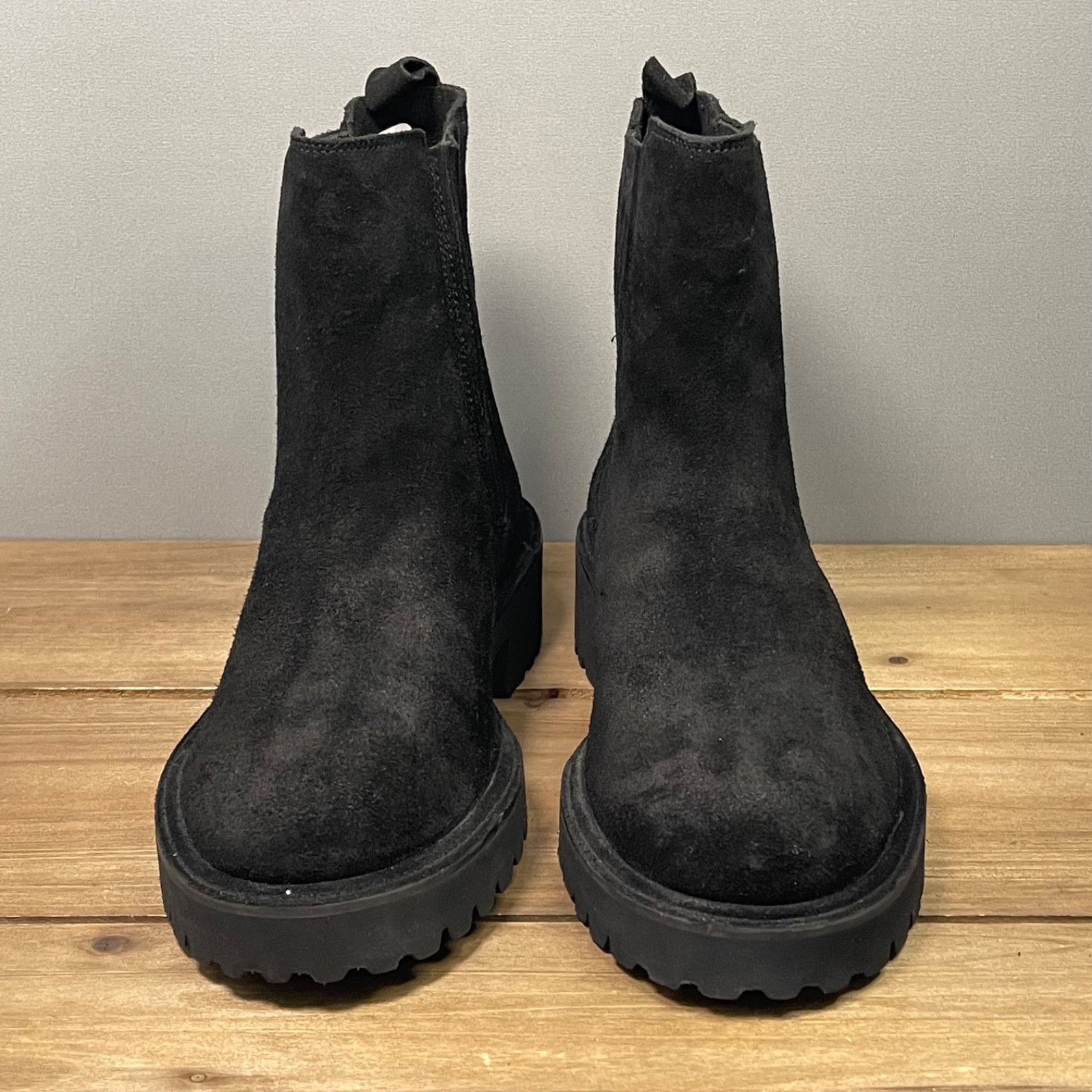 Seychelles Women’s Cashew Water Resistant Ankle Boots Size 7.5 Black Suede Lug