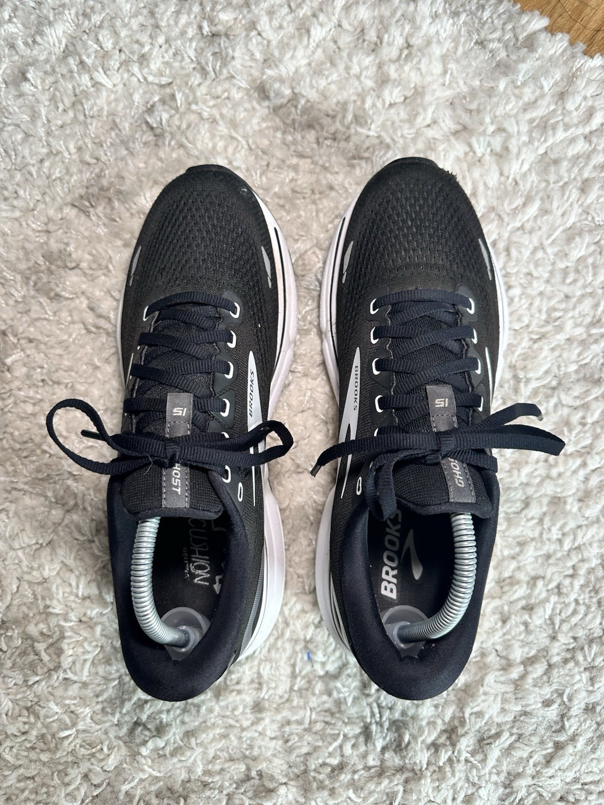 BROOKS Ghost 15 Black & White Cushion Running Shoes Sneakers Women’s Size 10.5
