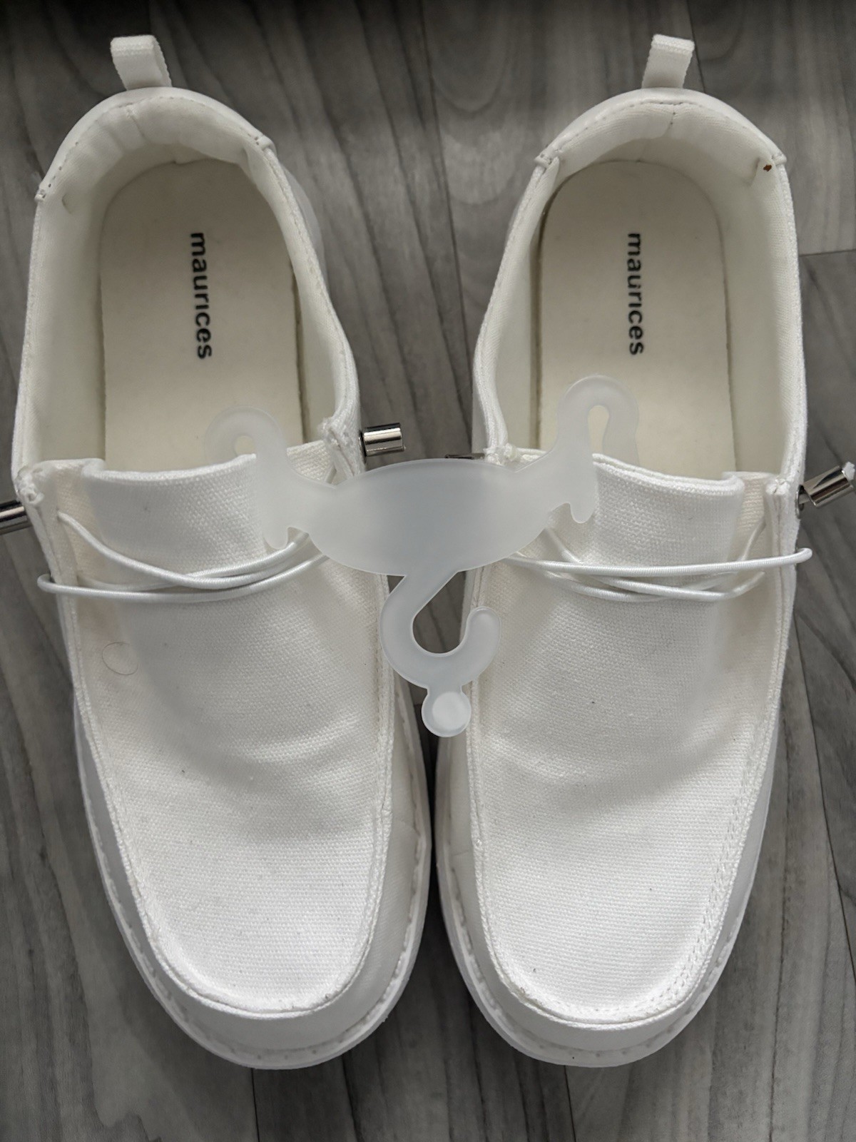 Maurices Shoes Womens 10M Sienna Casual Sneaker White Lace Up