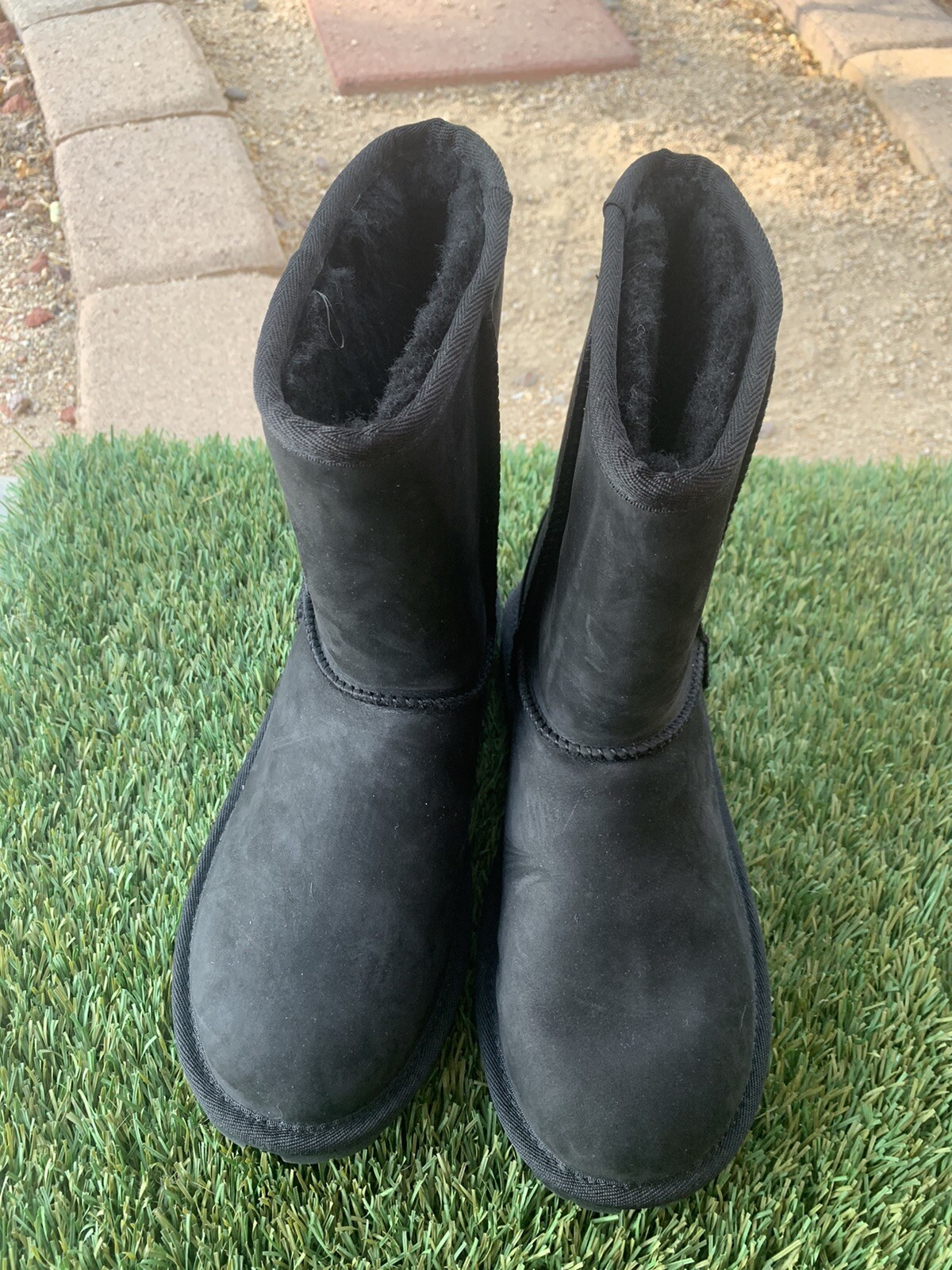 Women’s UGG Essential Short UGGpure Wool Lined Boots Sz 7