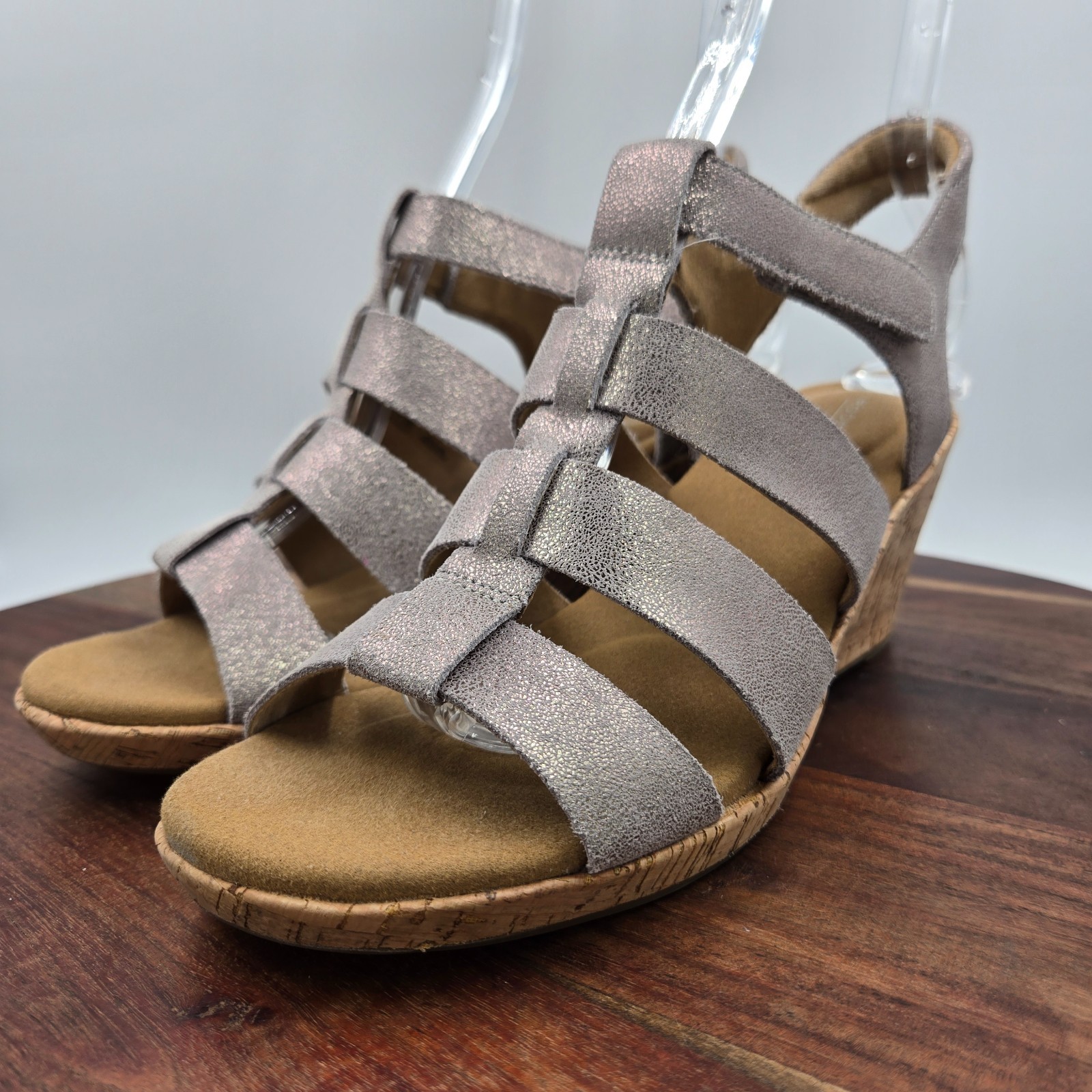 Rockport Briah Sandals Women’s 9M Gray Silver Tan Suede Strappy Gladiator Wedge