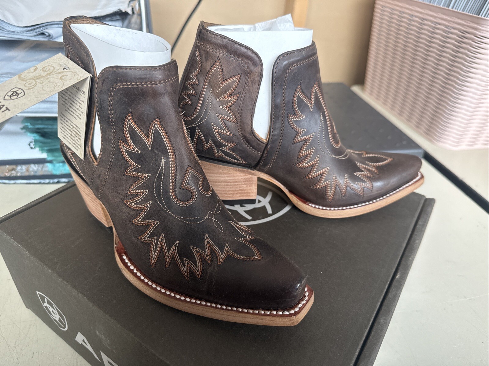 PICK SIZE – Ariat Ladies Dixon Weathered Brown Western Ankle Boots – 10027282