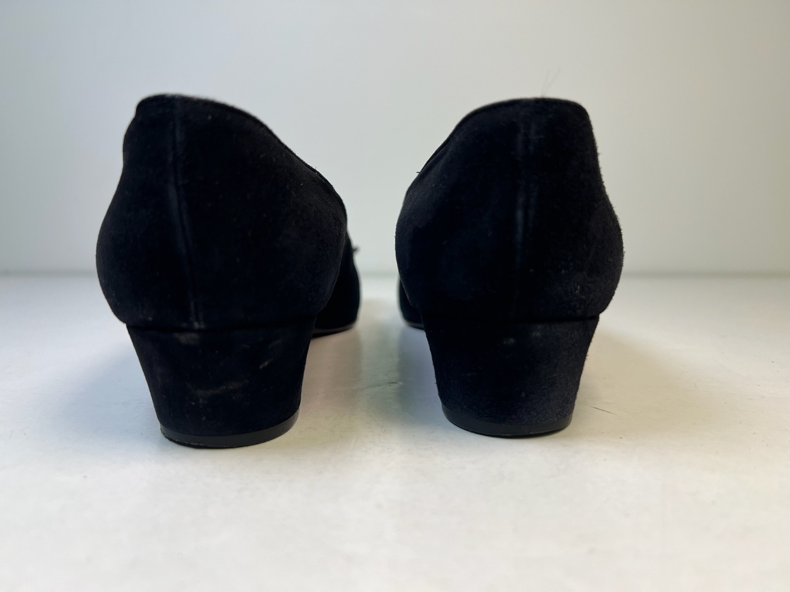 Walter Steiger STAMPA Black Suede Low Heel Dress Pumps Size 8.5 B