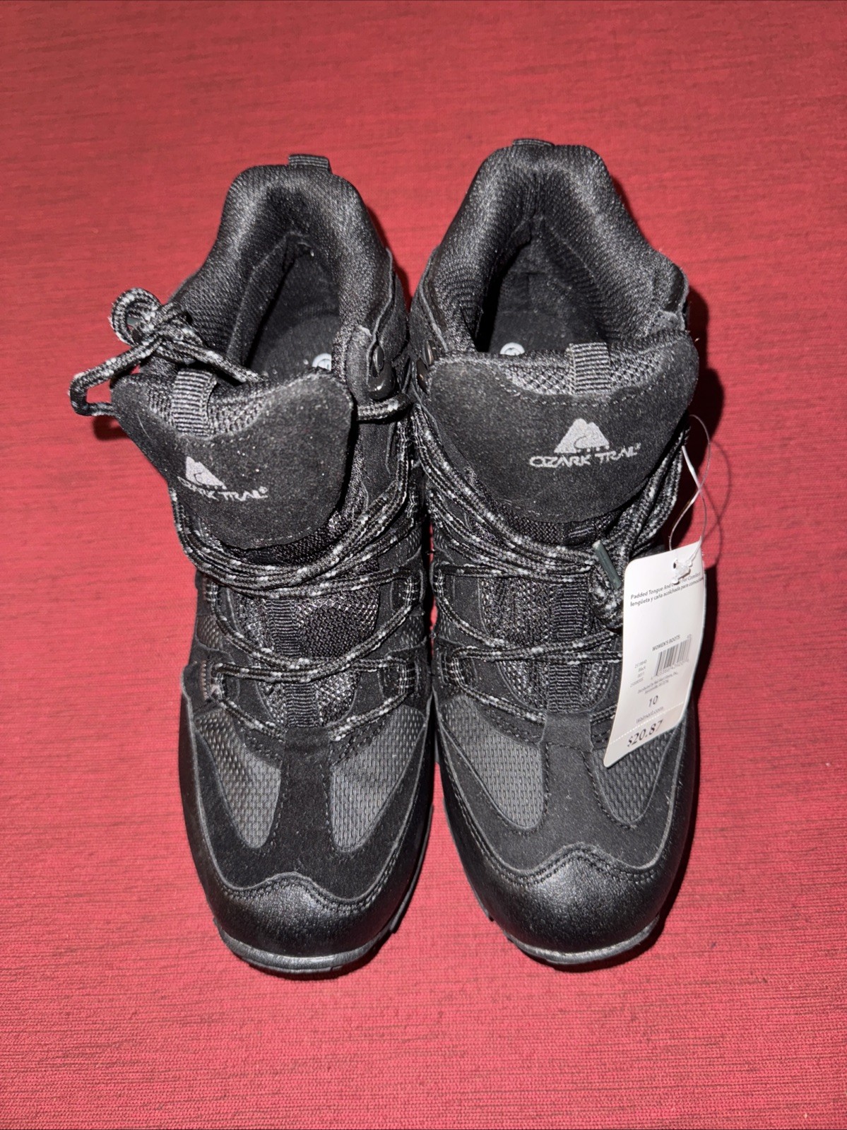 Ozark Trail Women’s Snow Boots Size 10. Very Good Condition.
