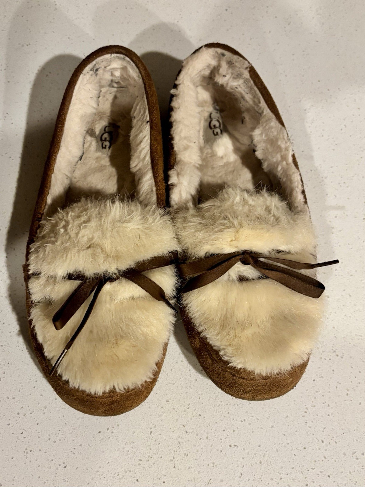 UGG Australia Dakota Suede Sheepskin Lined Moccasin Slipper Brown Size 10