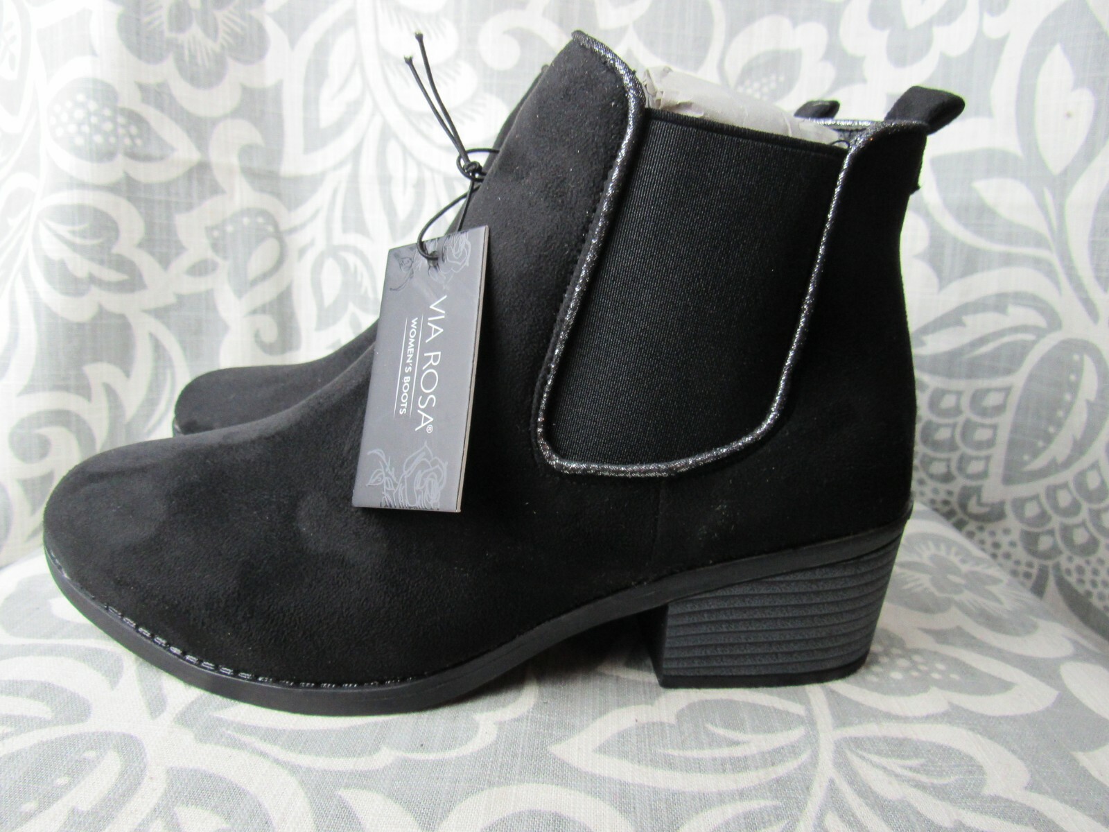 New ~ Via Rosa Women’s PU Black Ankle Boots Size 8 ~ FBL-6538