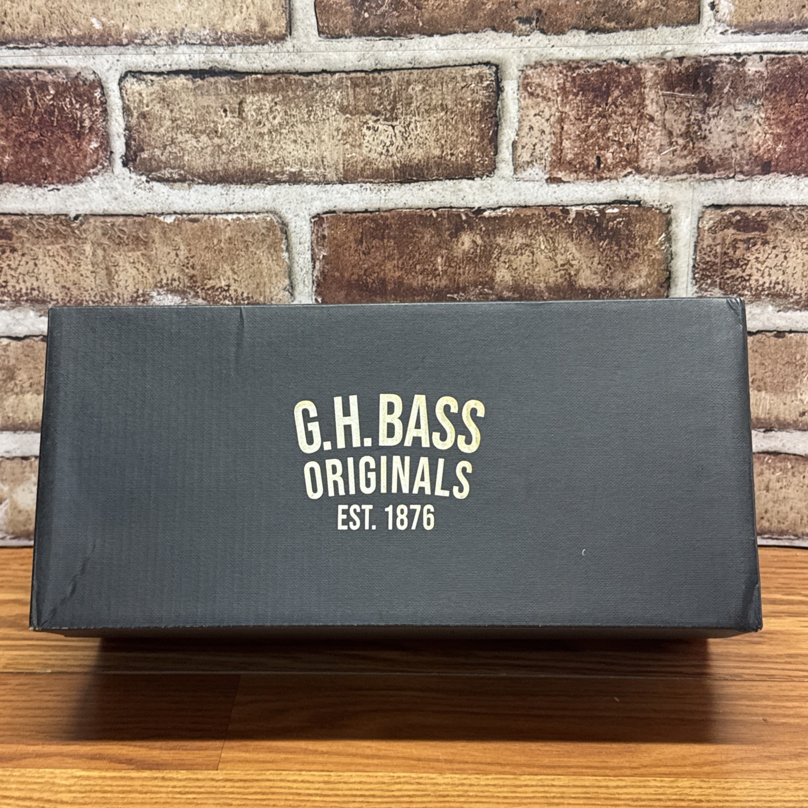 New GH Bass Women’s Whitney Weejuns Penny Loafers Size 9.5 M