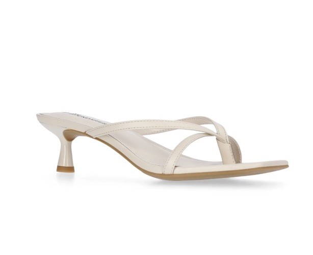 No Boundaries Kitten Heel Sandals, Women’s Size 8 Memory Foam NWT Bone White