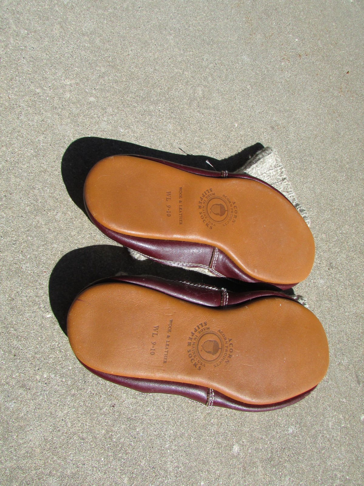 Acorn Slipper-Socks Gray Wool Mens 7.5-8.5/ Womens 9-10 Brown Leather Sole USA