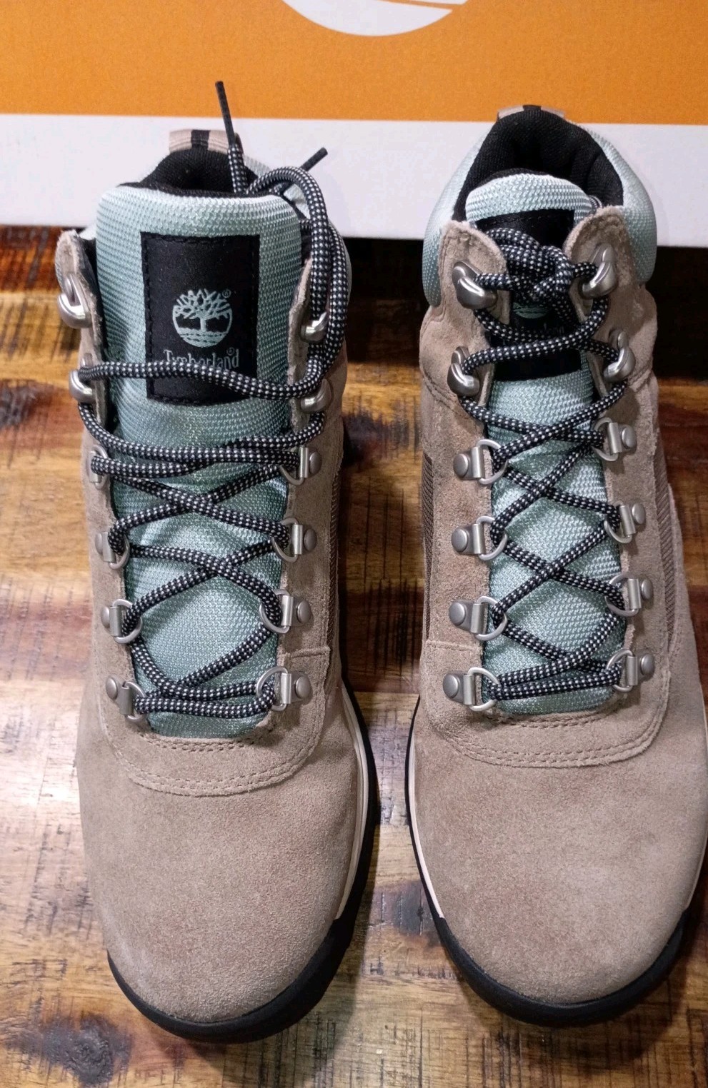 Womens TIMBERLAND WHITE LEDGE WATERPROOF MID Premium Leather HIKER Sz 9.5 Wide