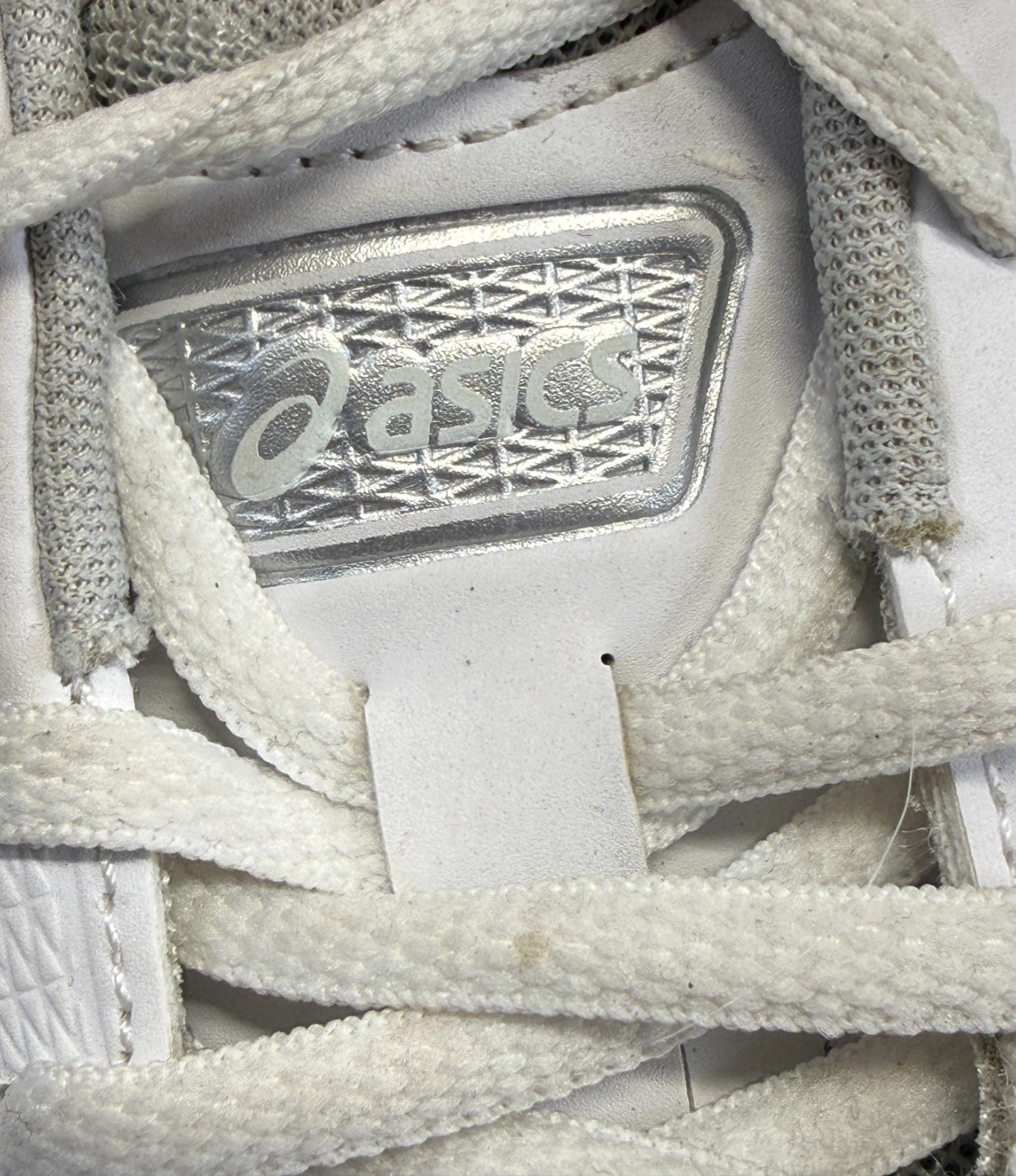Asics Gel-Rocket 10 1072A056 Womens Size 7.5 Sneakers White Volleyball Shoes